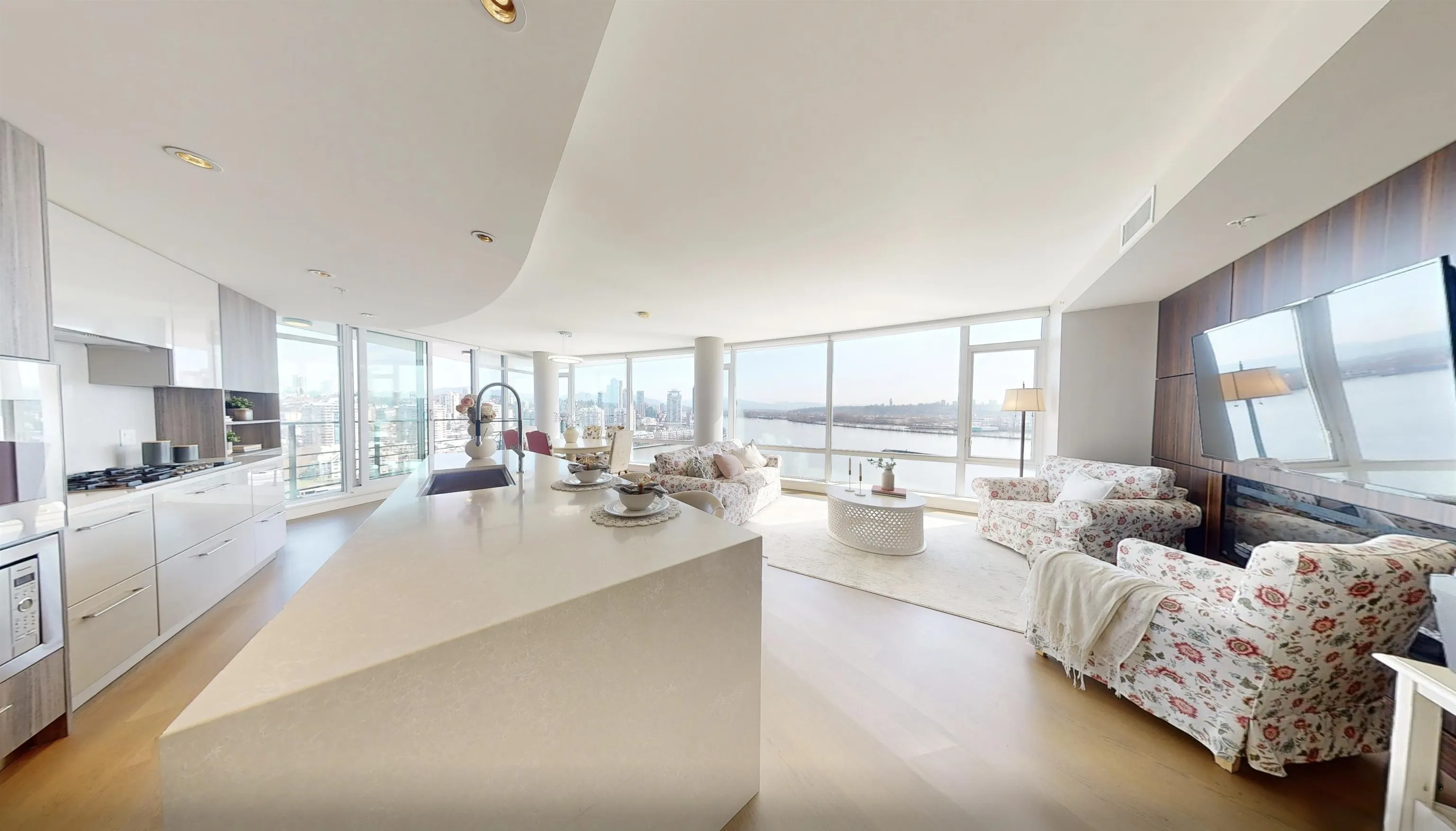 1705 210 Salter Street