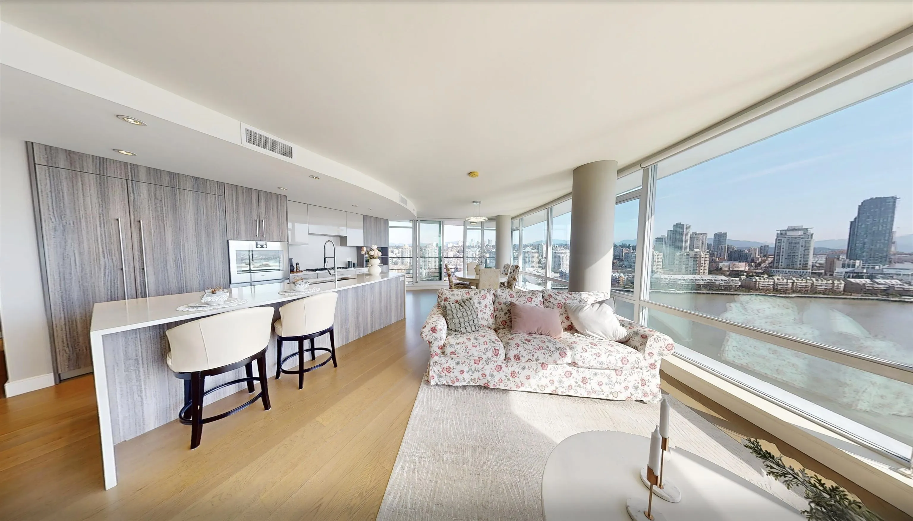 1705 210 Salter Street