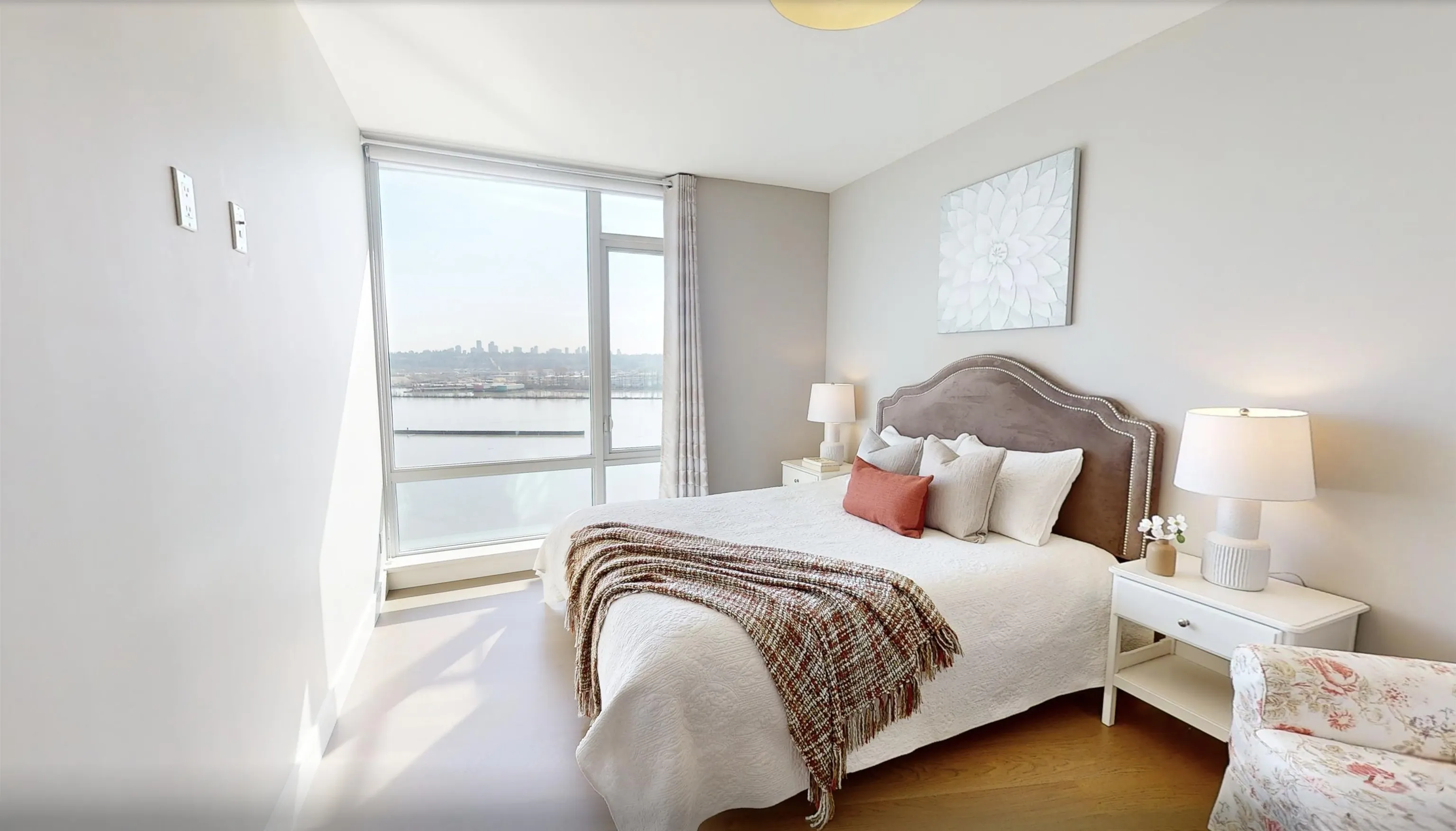 1705 210 Salter Street