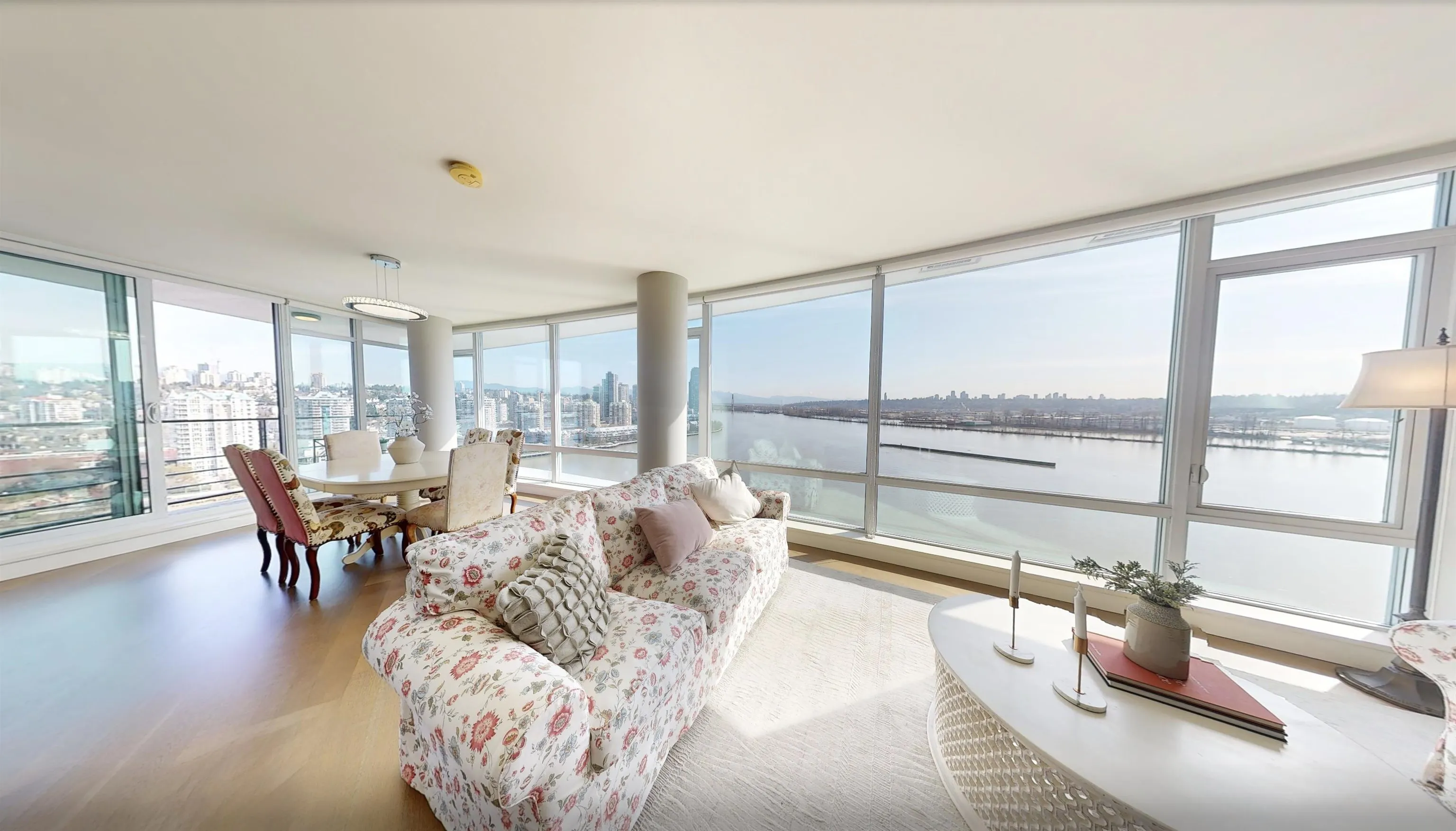 1705 210 Salter Street