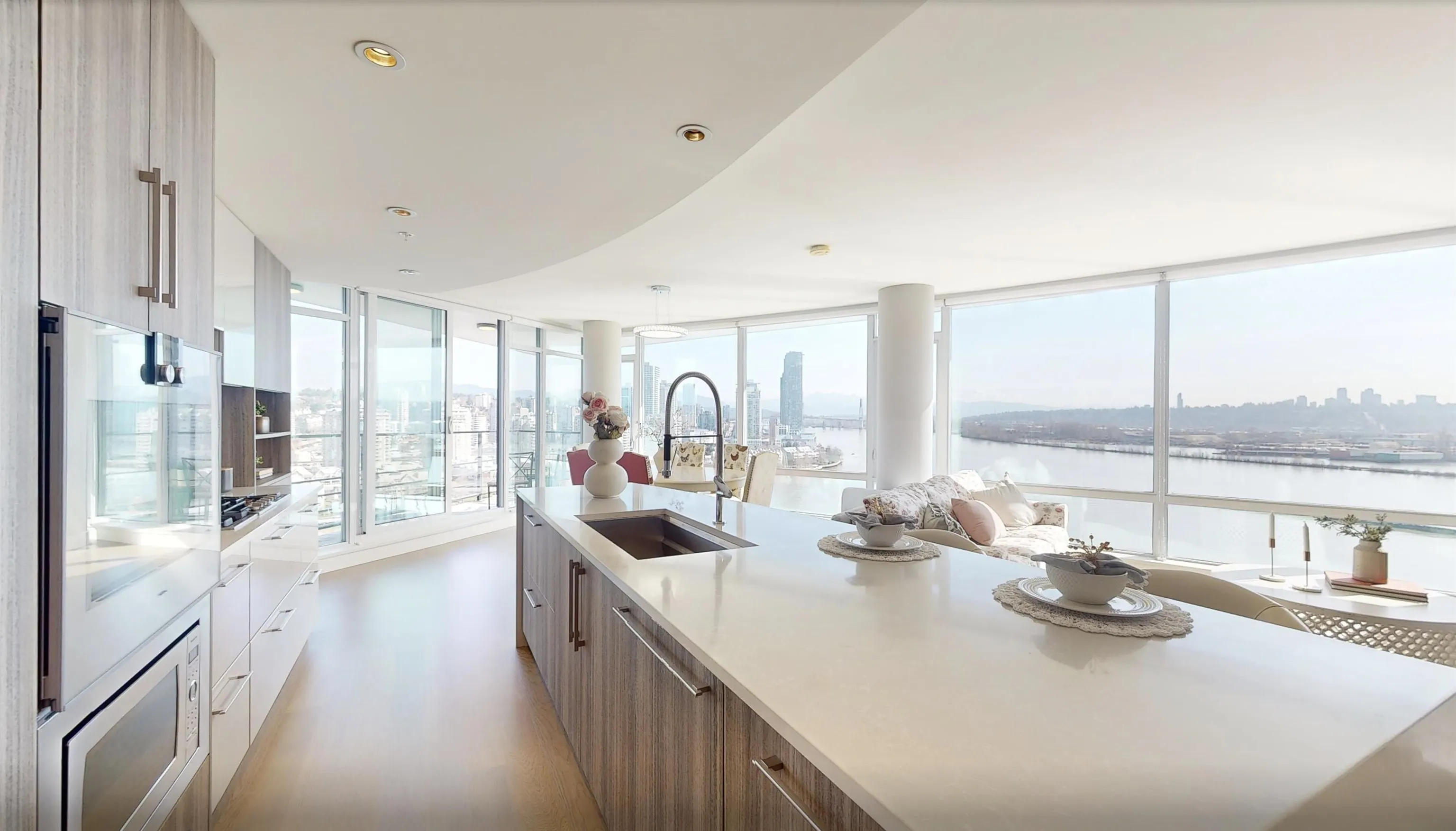 1705 210 Salter Street