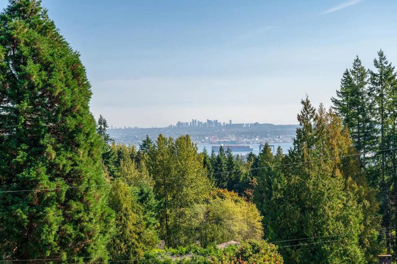 620 Knockmaroon Road