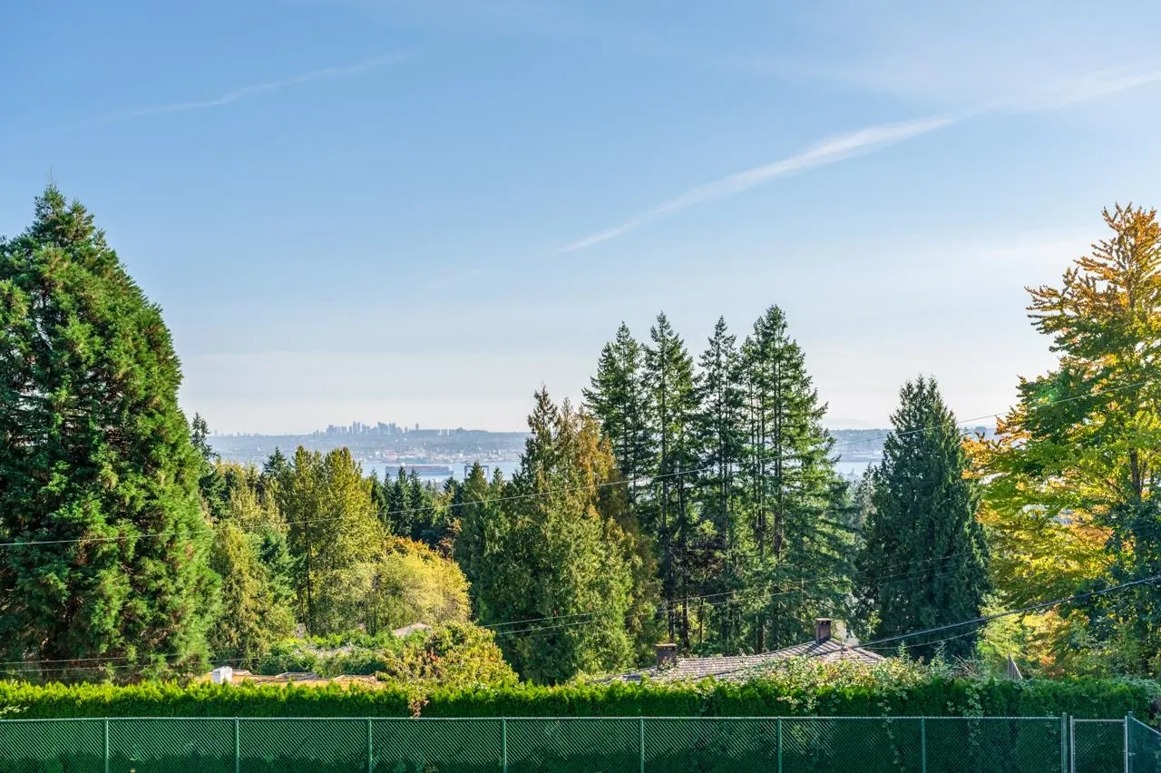 620 Knockmaroon Road