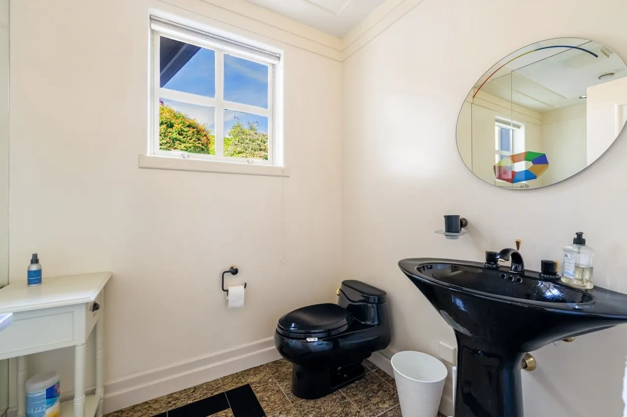 620 Knockmaroon Road