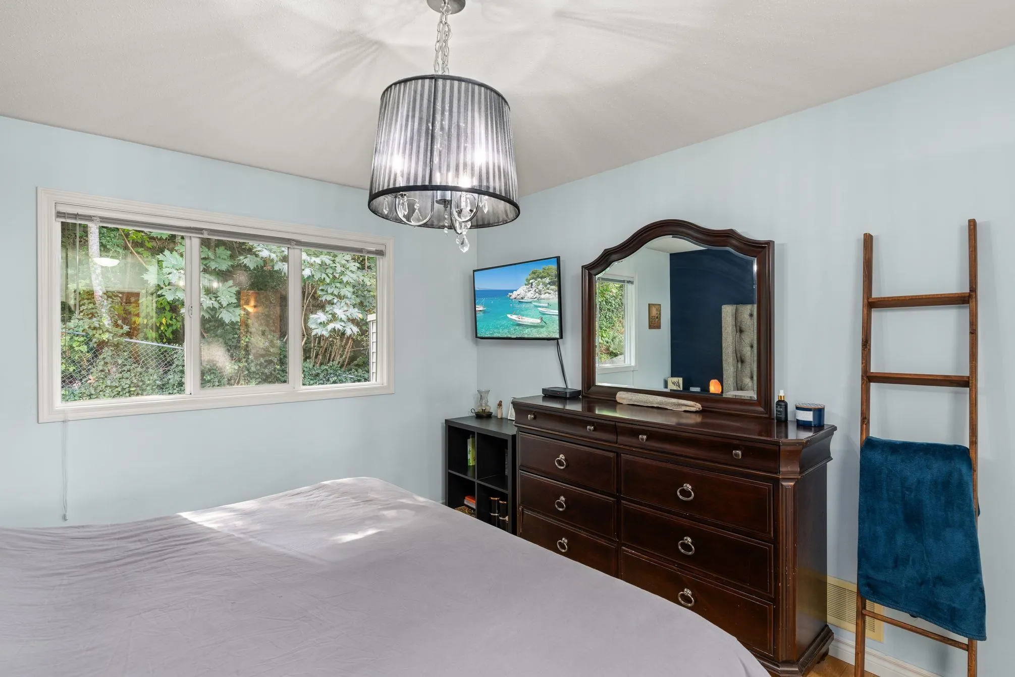 106 46360 Valleyview Road