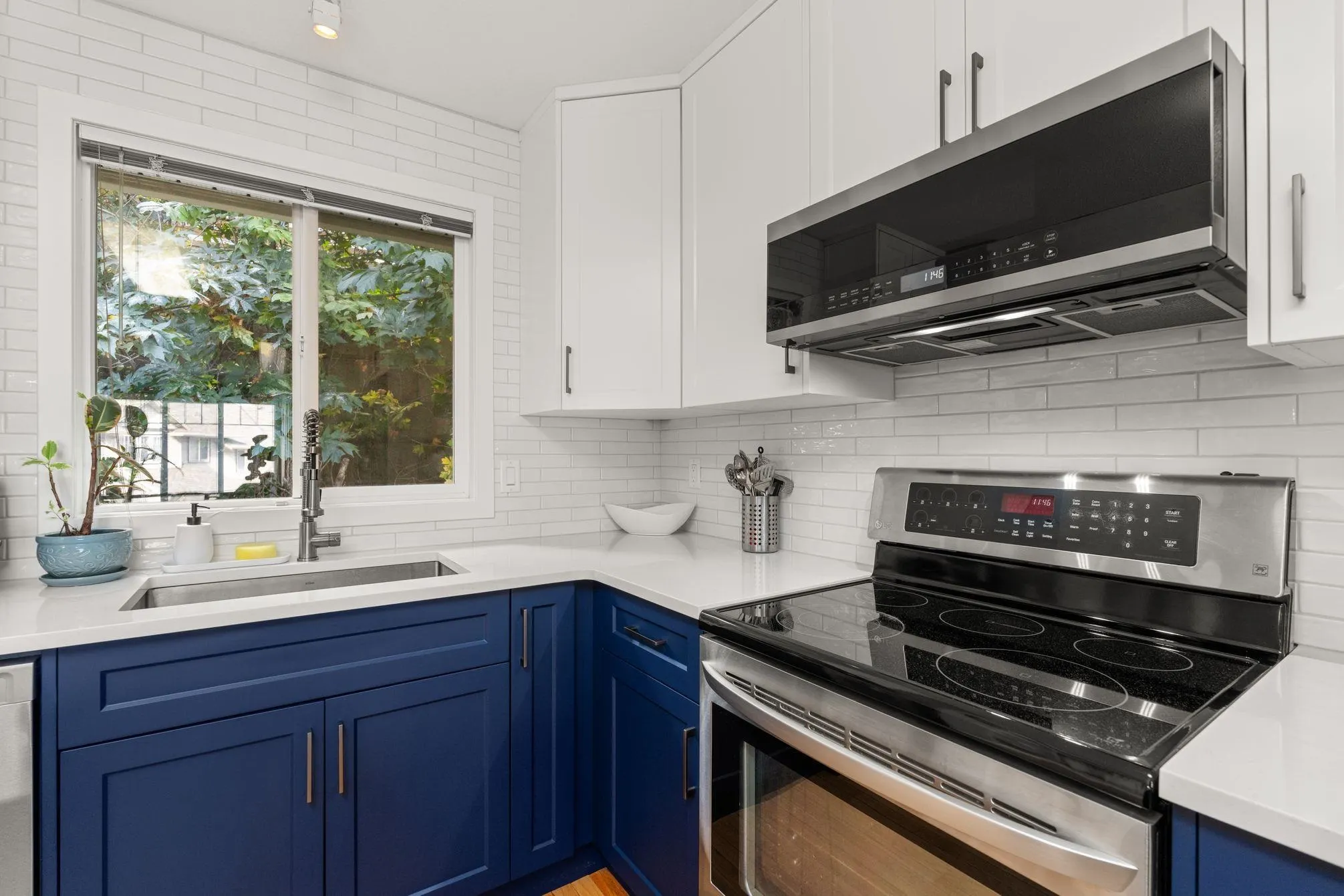 106 46360 Valleyview Road