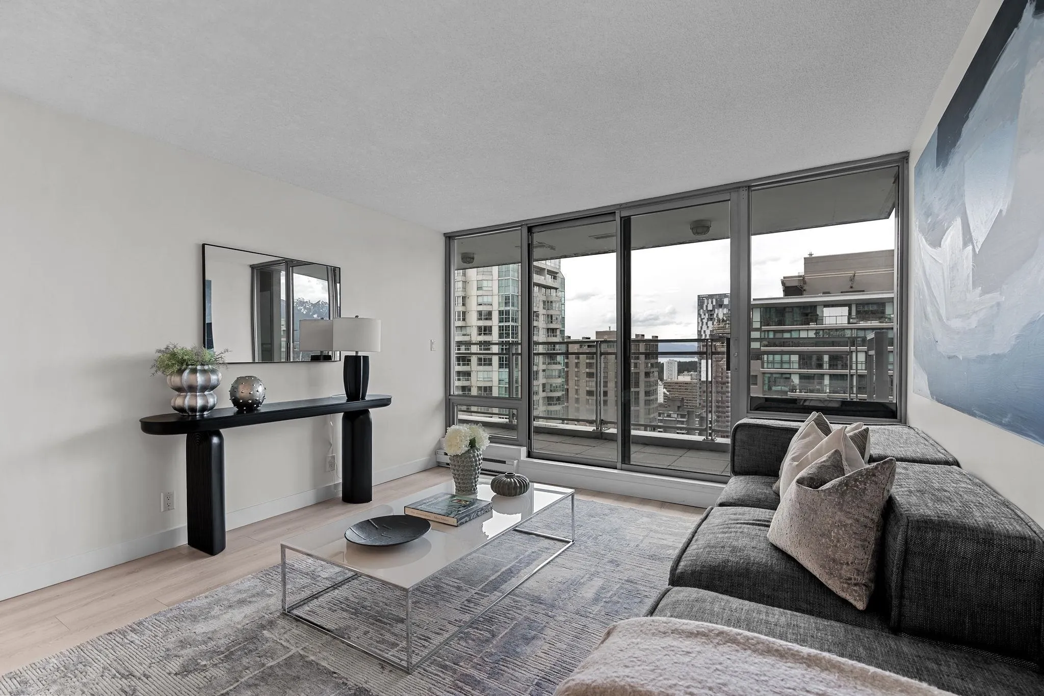 2806 1288 W Georgia Street