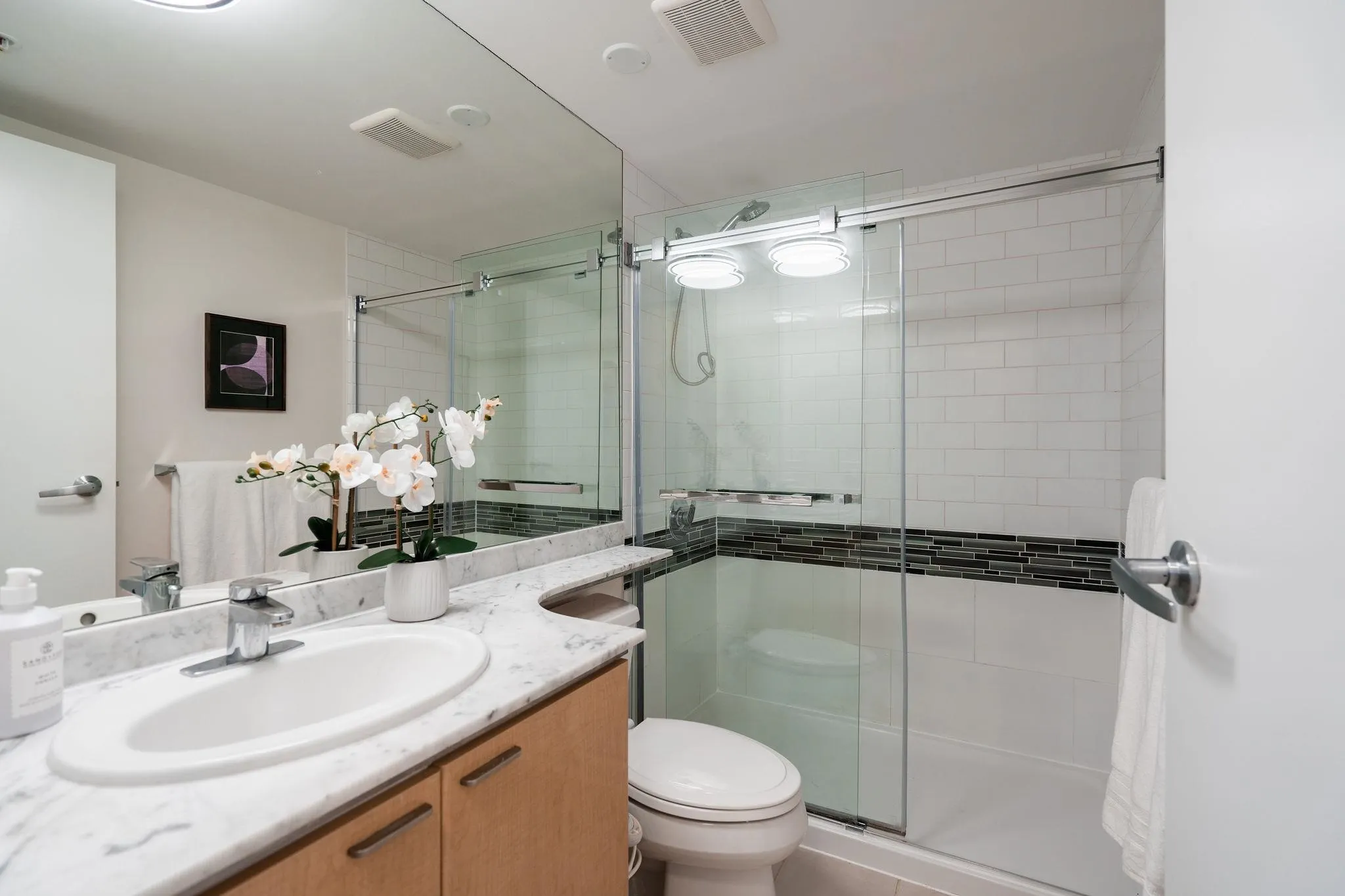 2806 1288 W Georgia Street