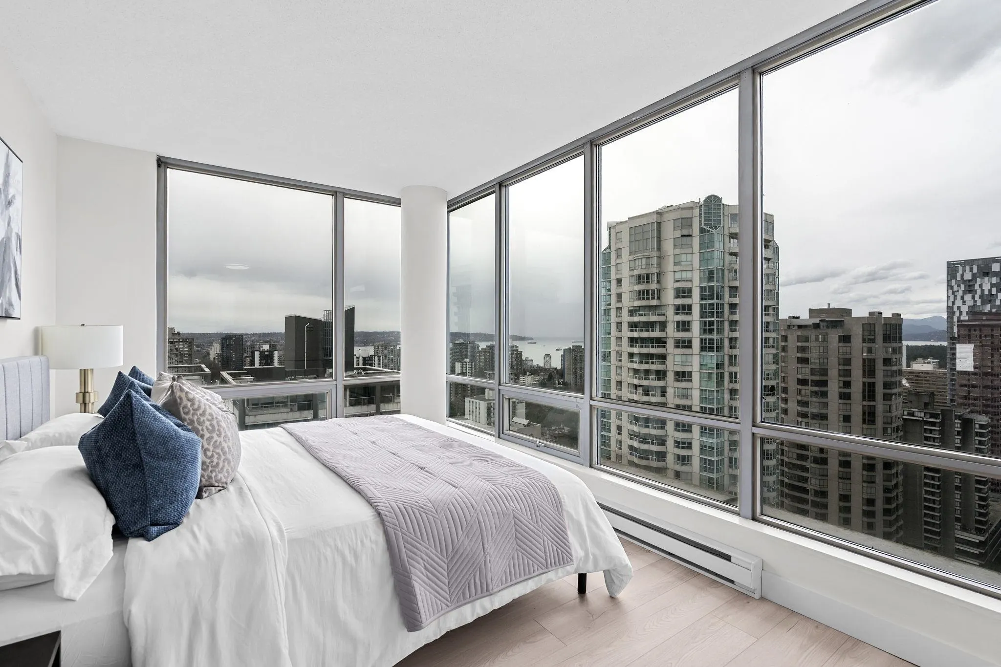 2806 1288 W Georgia Street