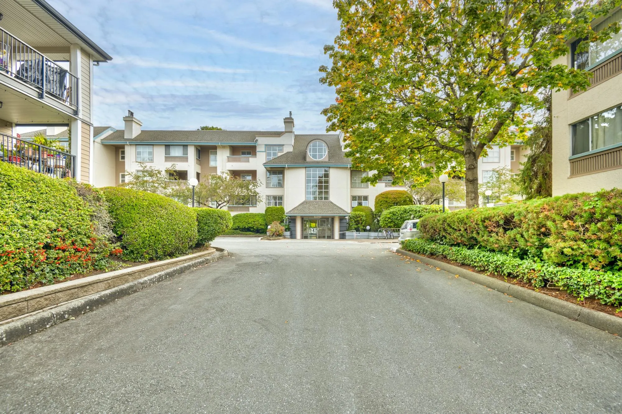 204 7540 Minoru Boulevard