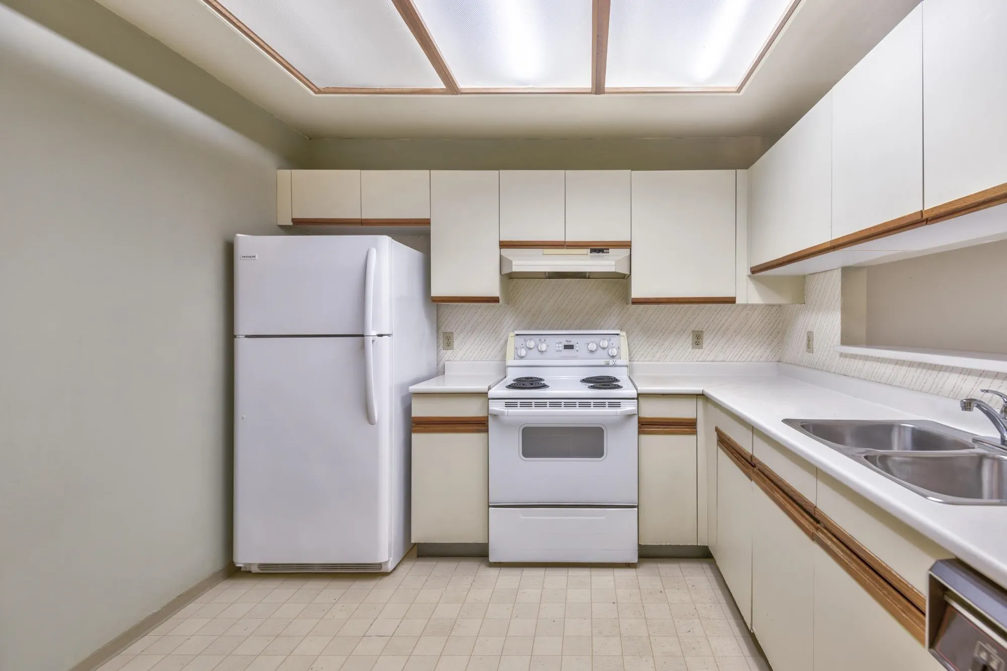 204 7540 Minoru Boulevard