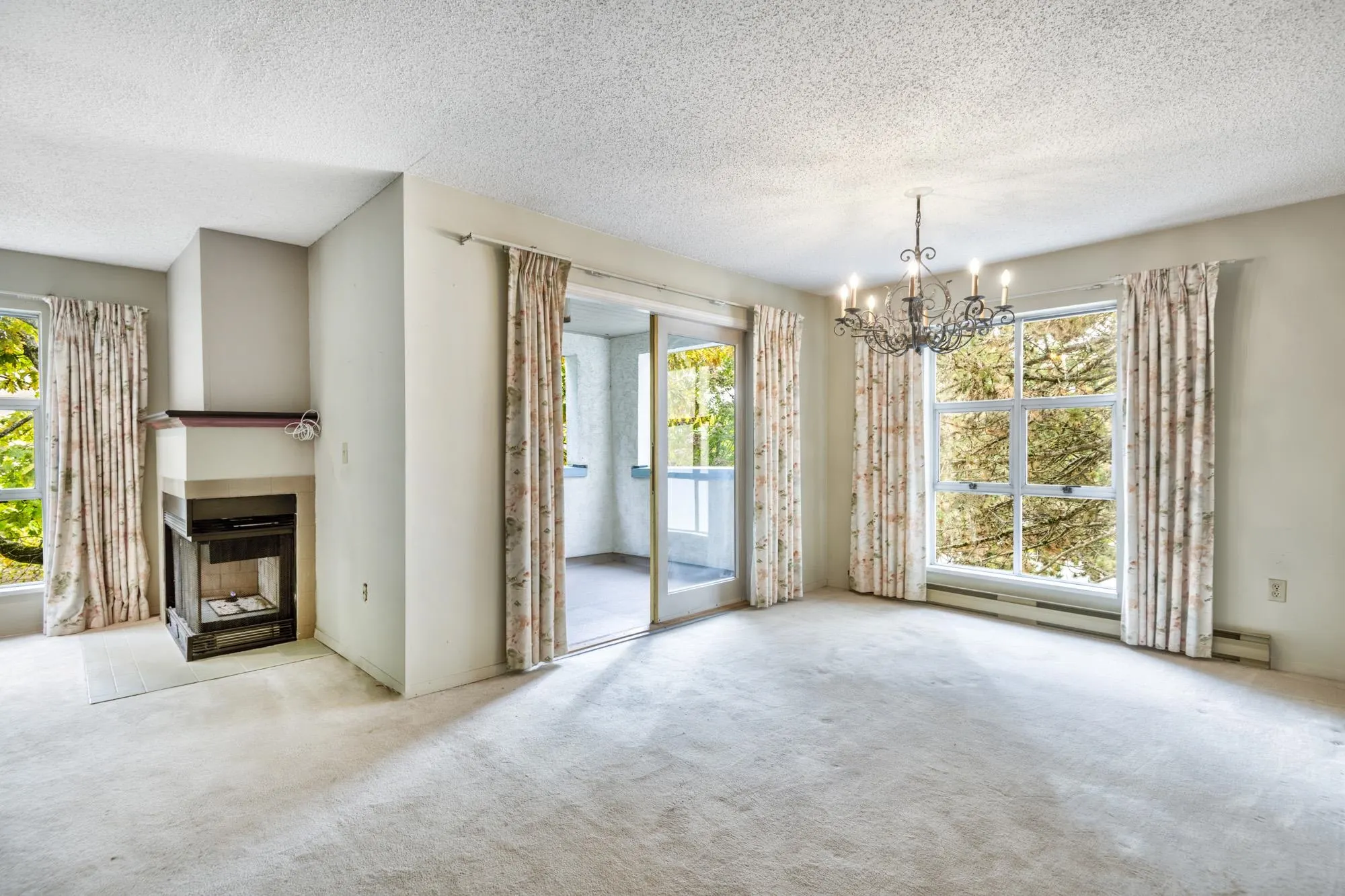 204 7540 Minoru Boulevard
