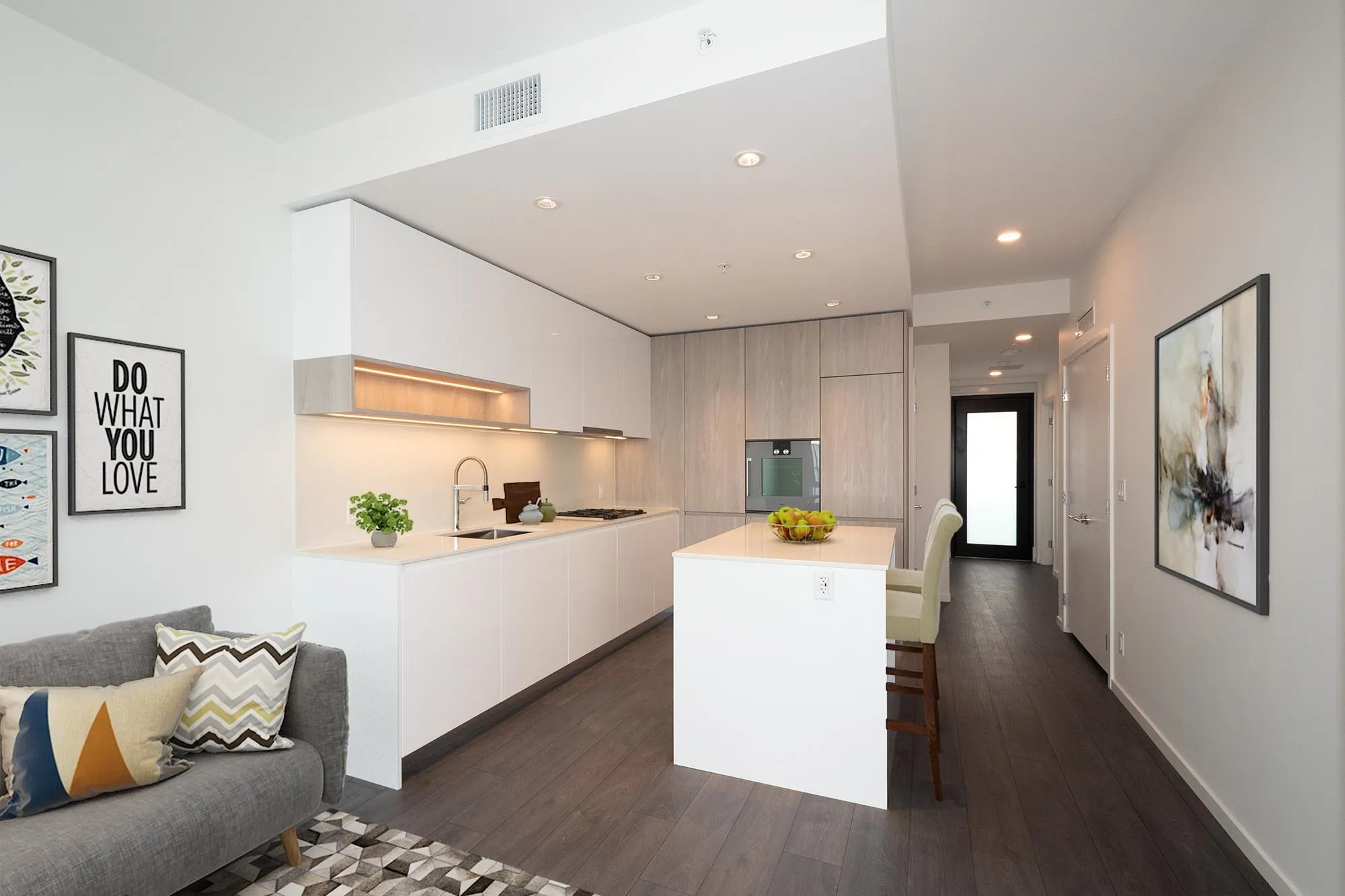 1021 6600 Minoru Boulevard
