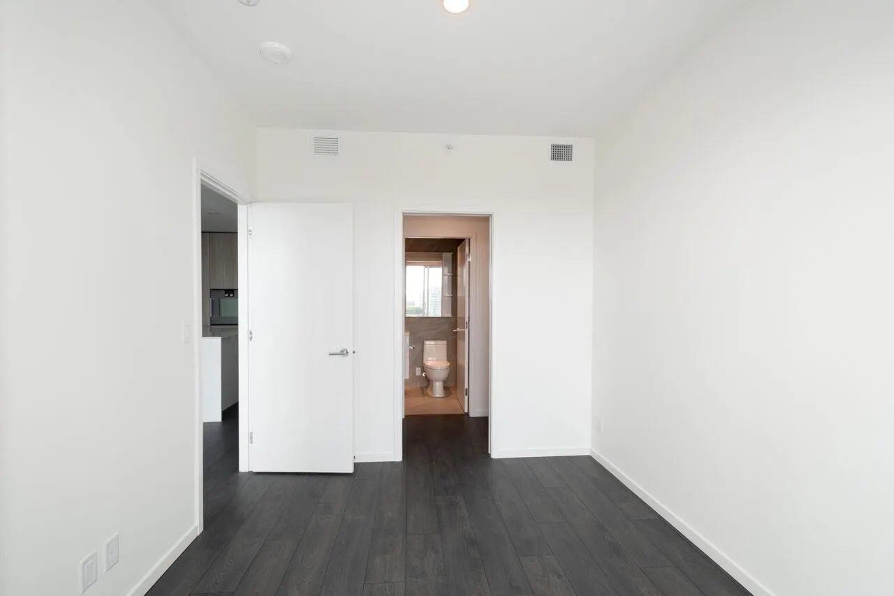 1021 6600 Minoru Boulevard