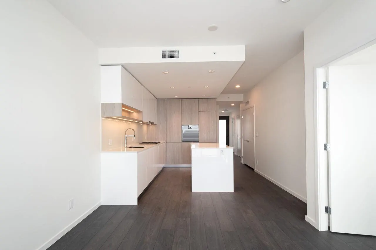 1021 6600 Minoru Boulevard