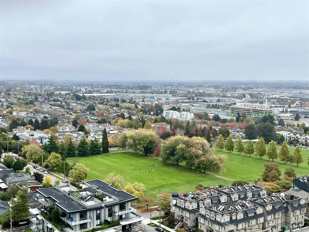 1304 7433 Cambie Street