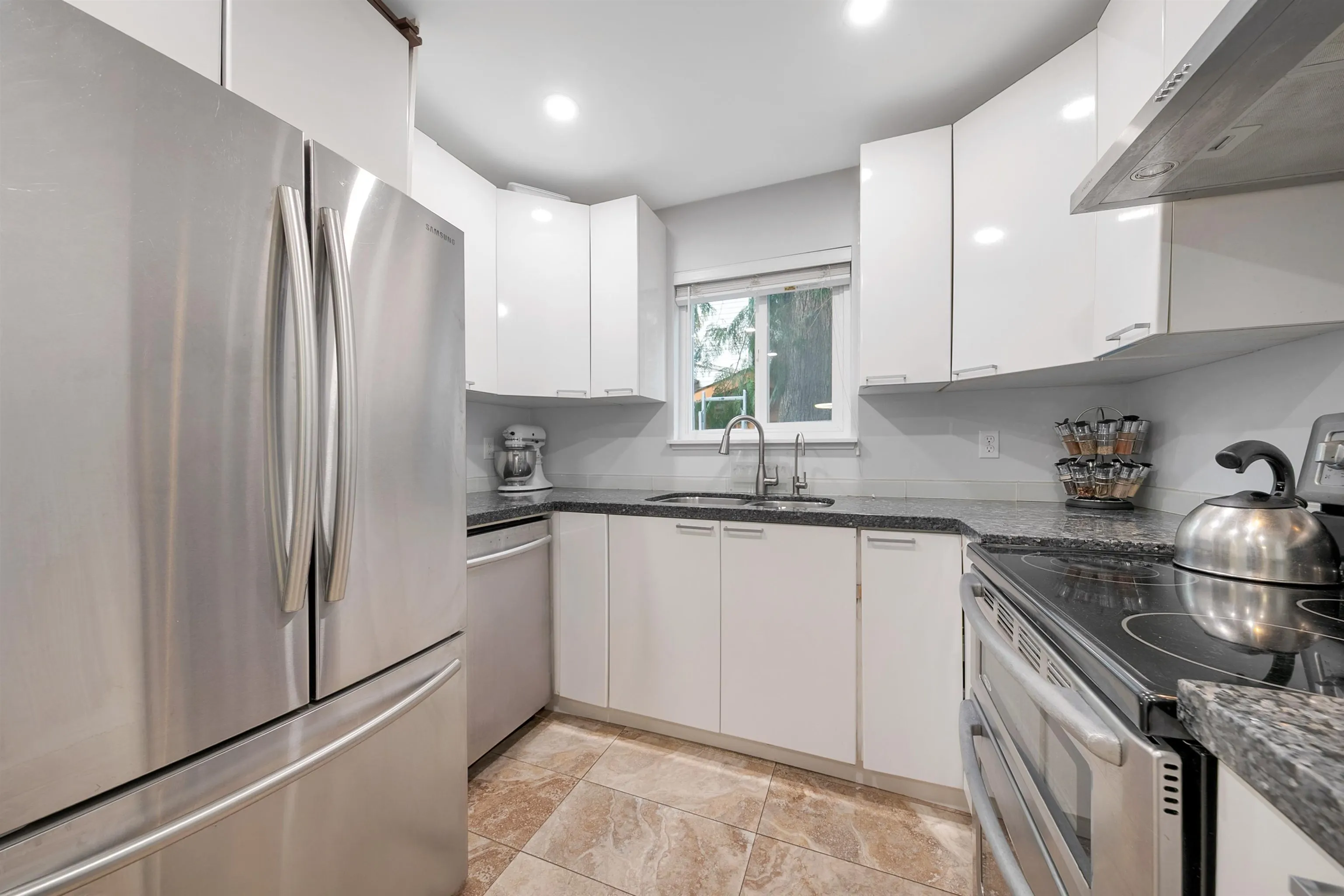 41 2986 Coast Meridian Road