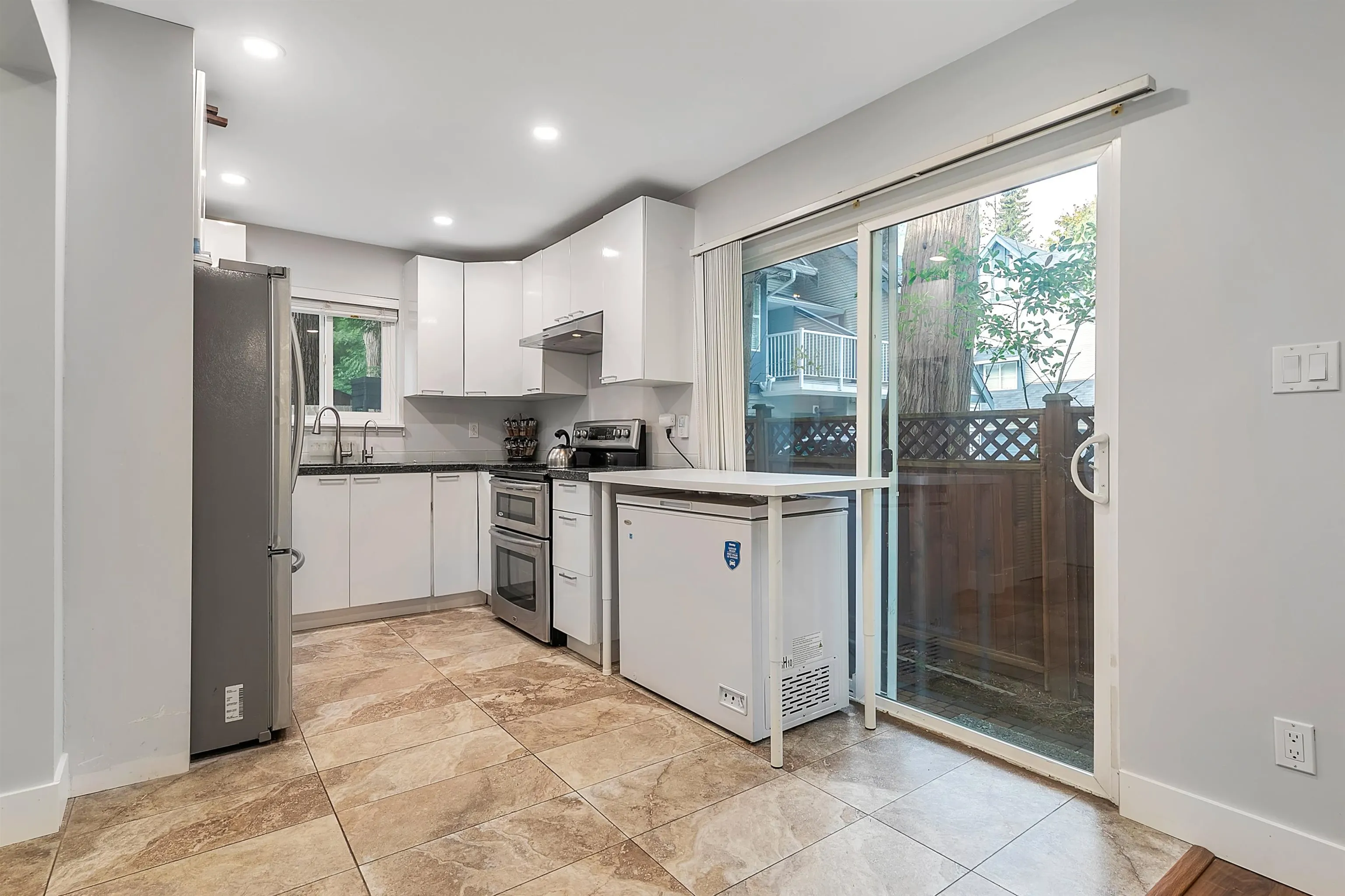 41 2986 Coast Meridian Road