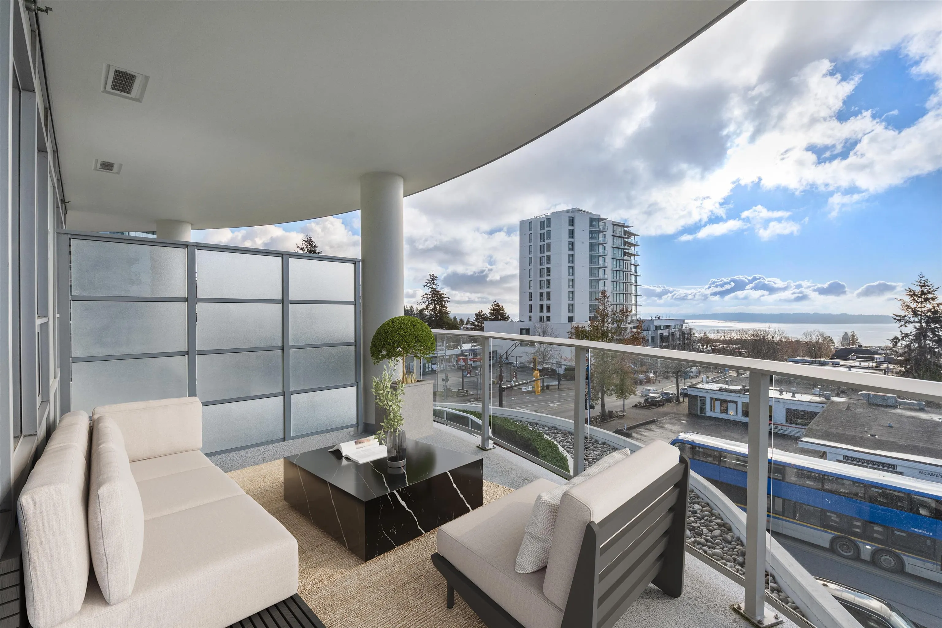 408 1441 Johnston Road