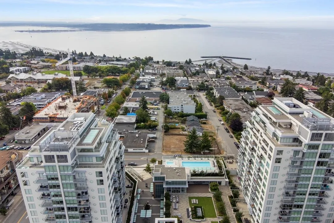 408 1441 Johnston Road