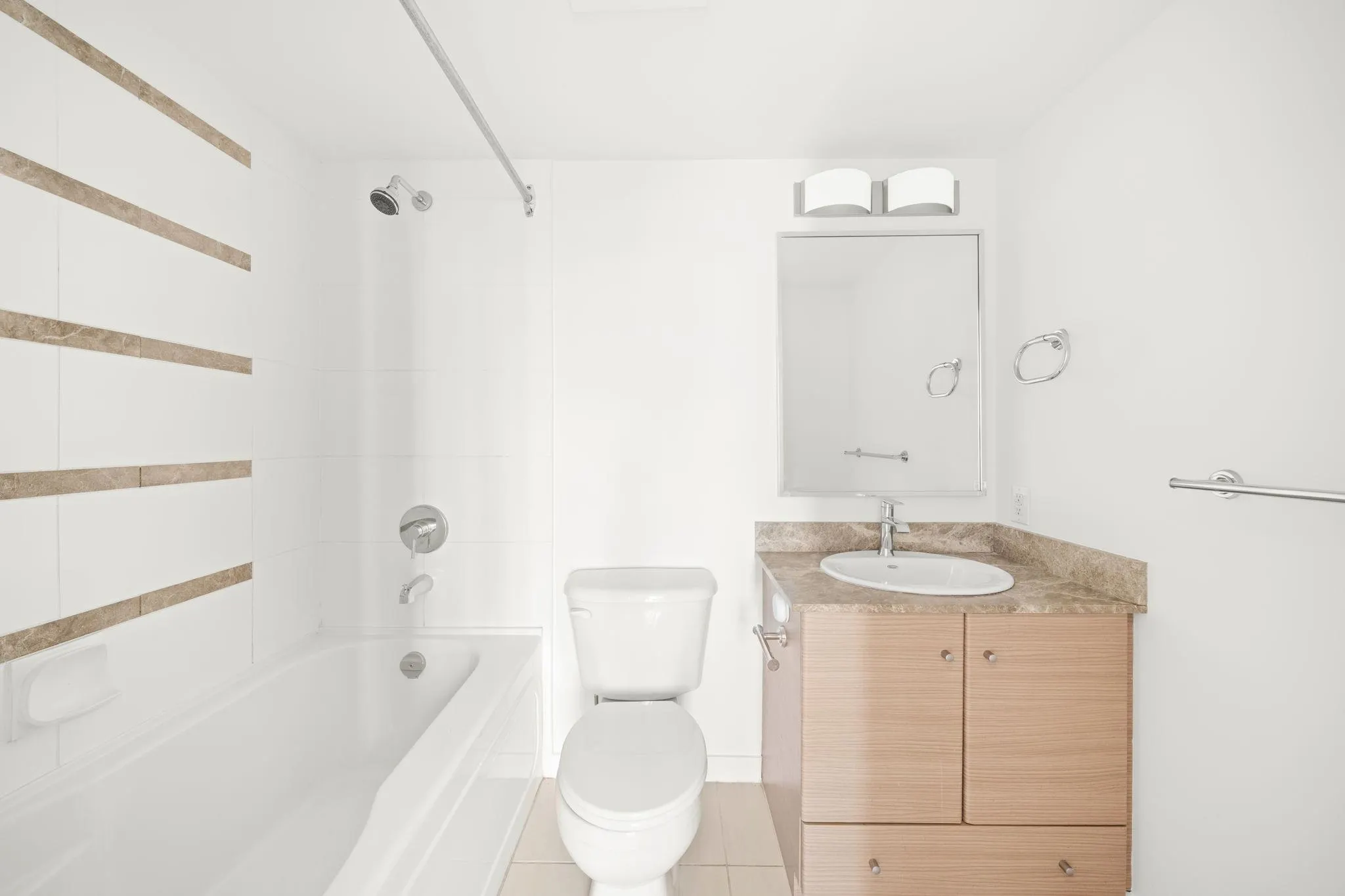 2701 928 Homer Street