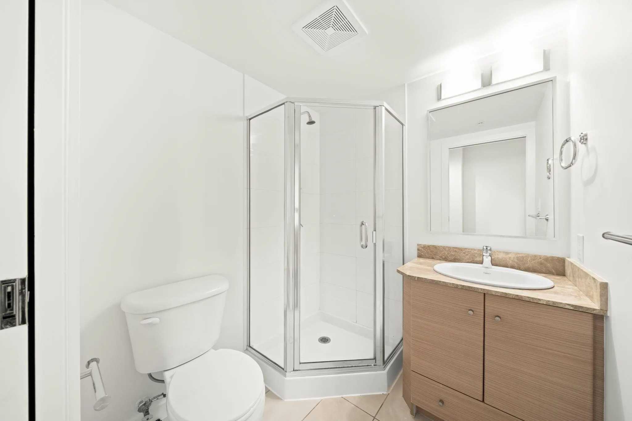 2701 928 Homer Street