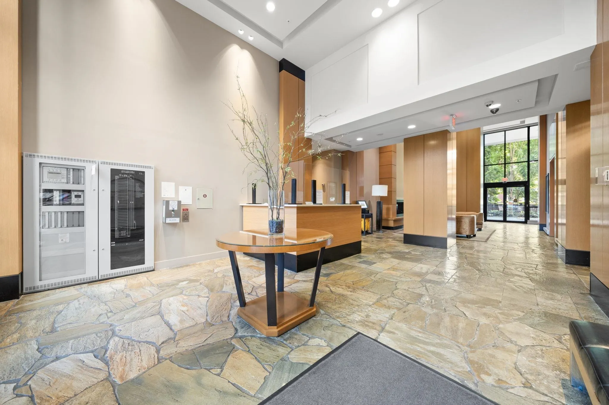 2701 928 Homer Street