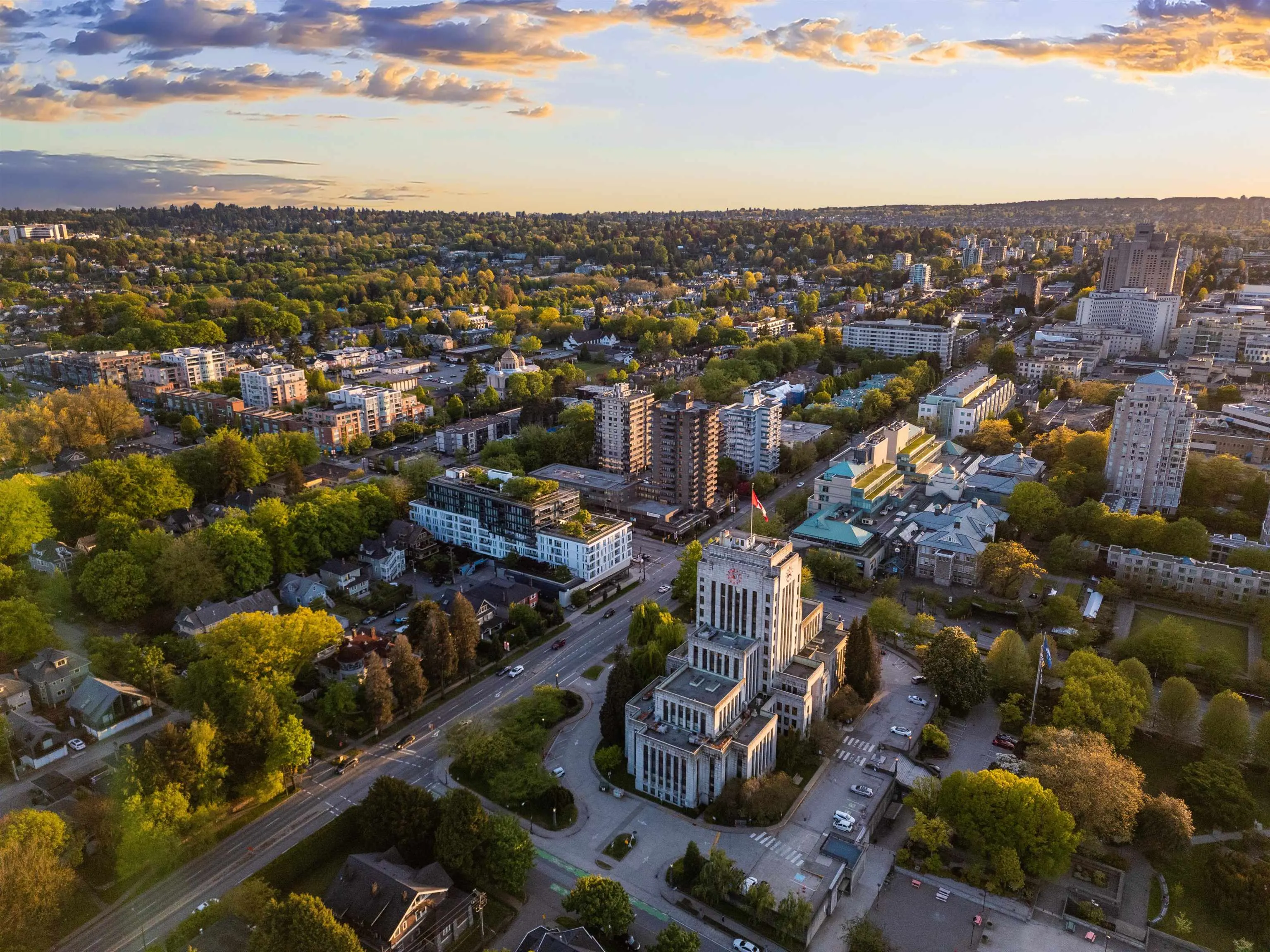 309 2888 Cambie Street