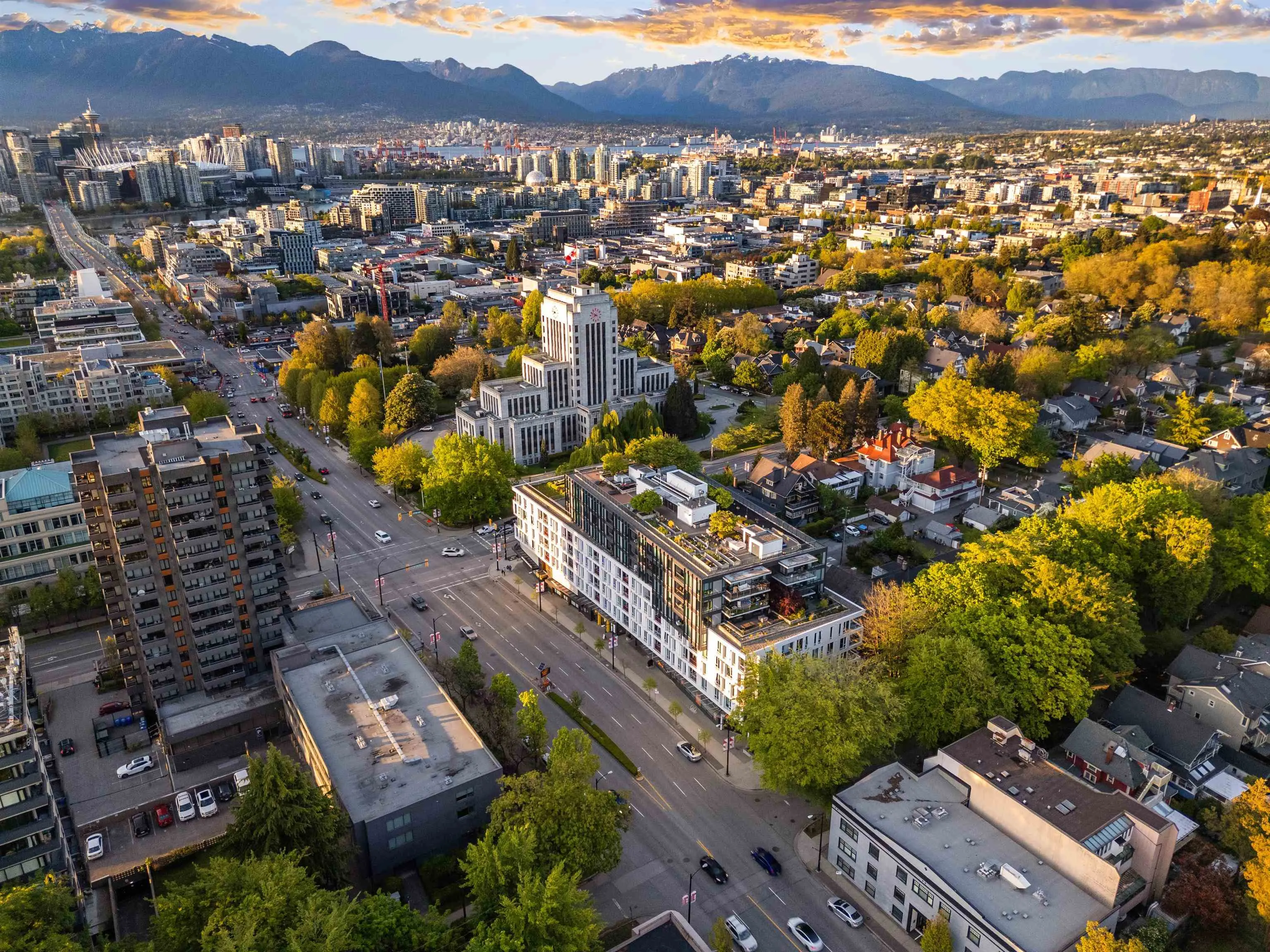 309 2888 Cambie Street