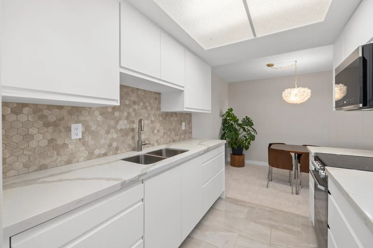 302 15010 Roper Avenue