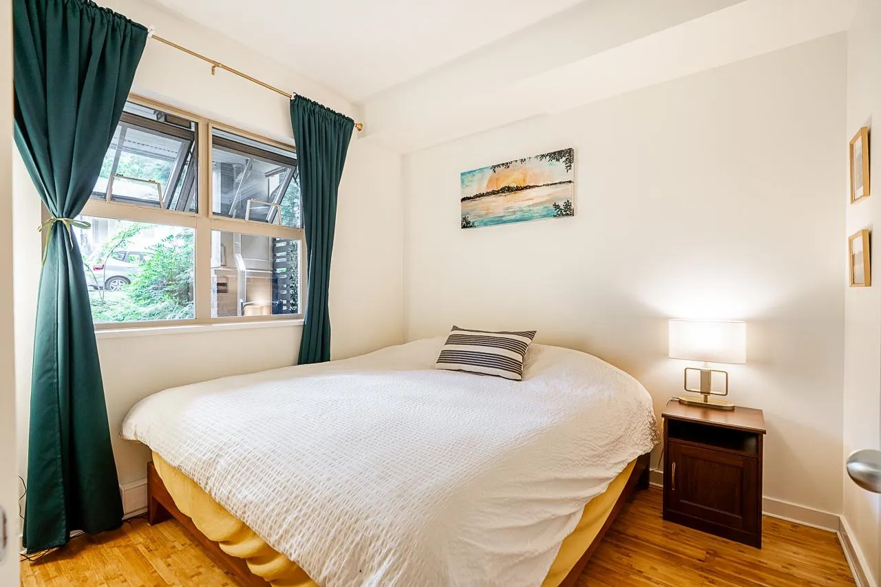 113 808 Sangster Place