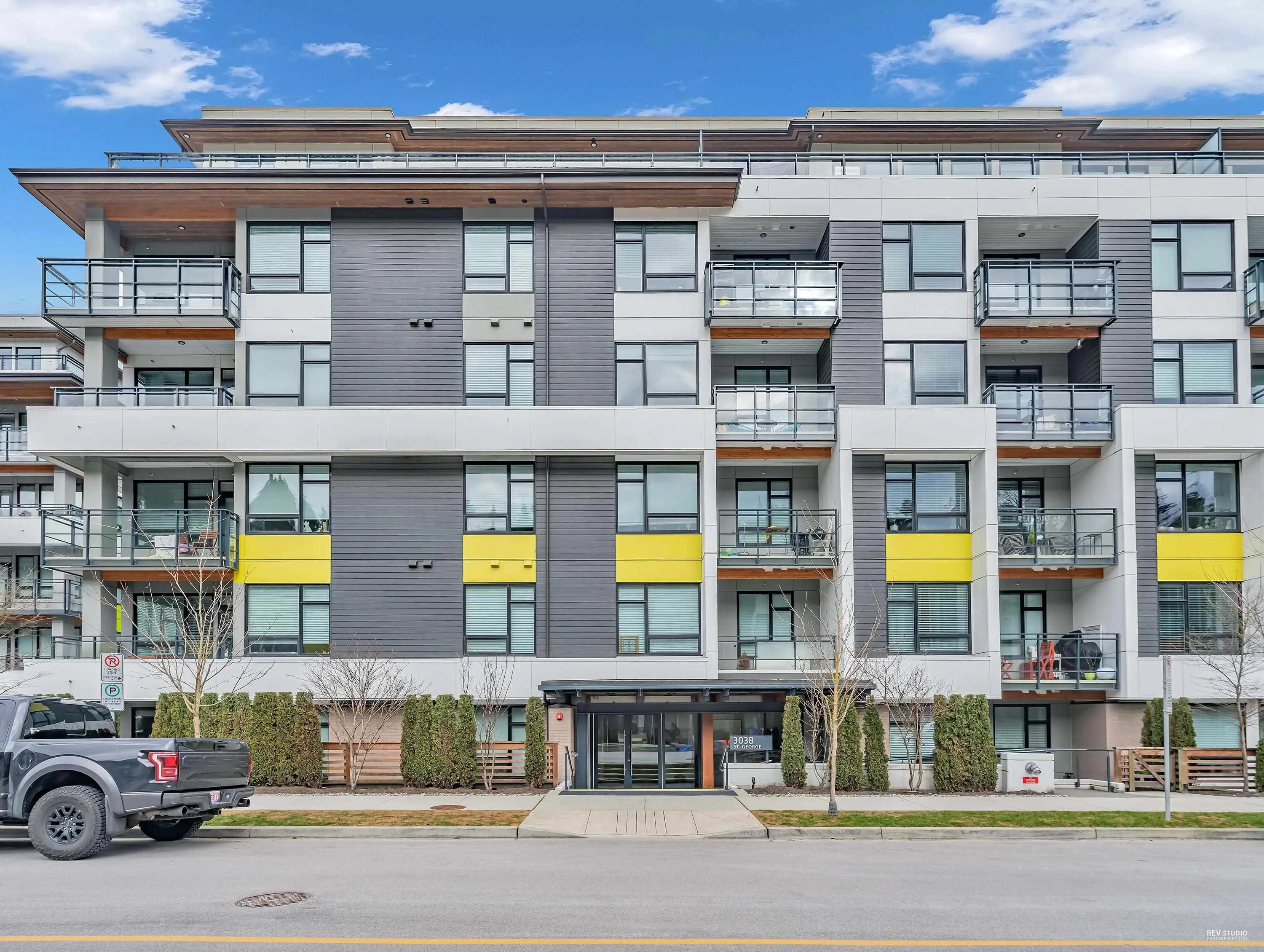 203 3038 St George Street