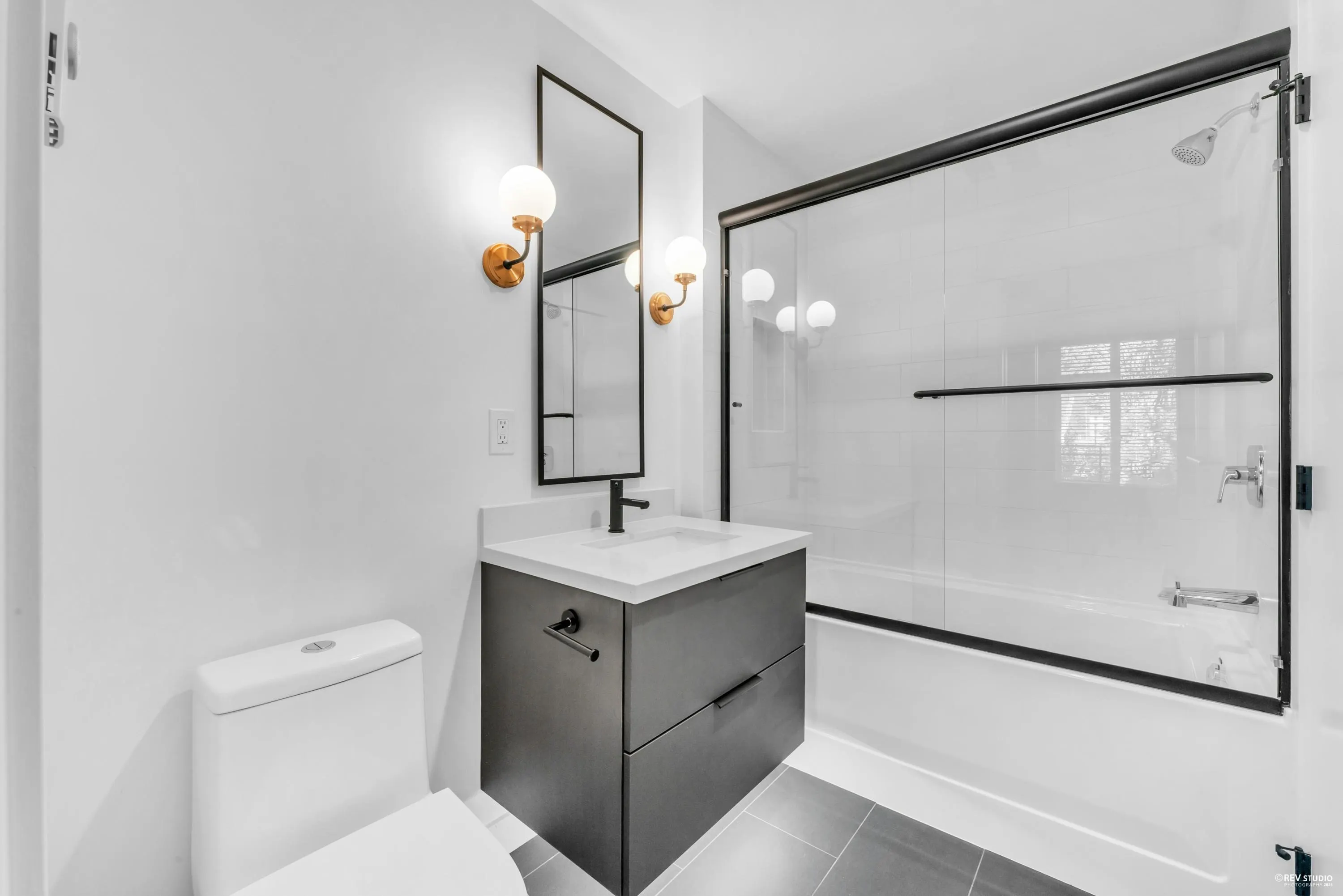 203 3038 St George Street