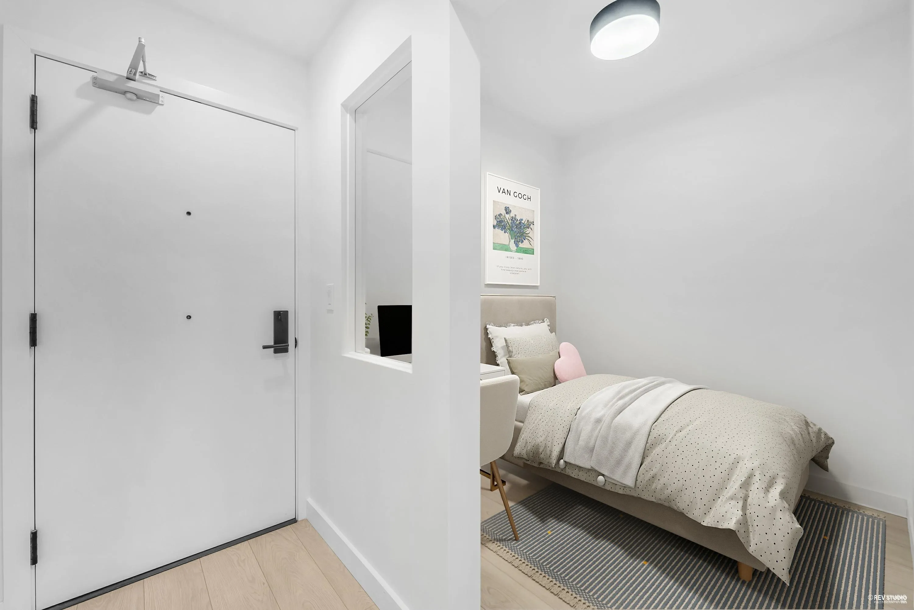 203 3038 St George Street