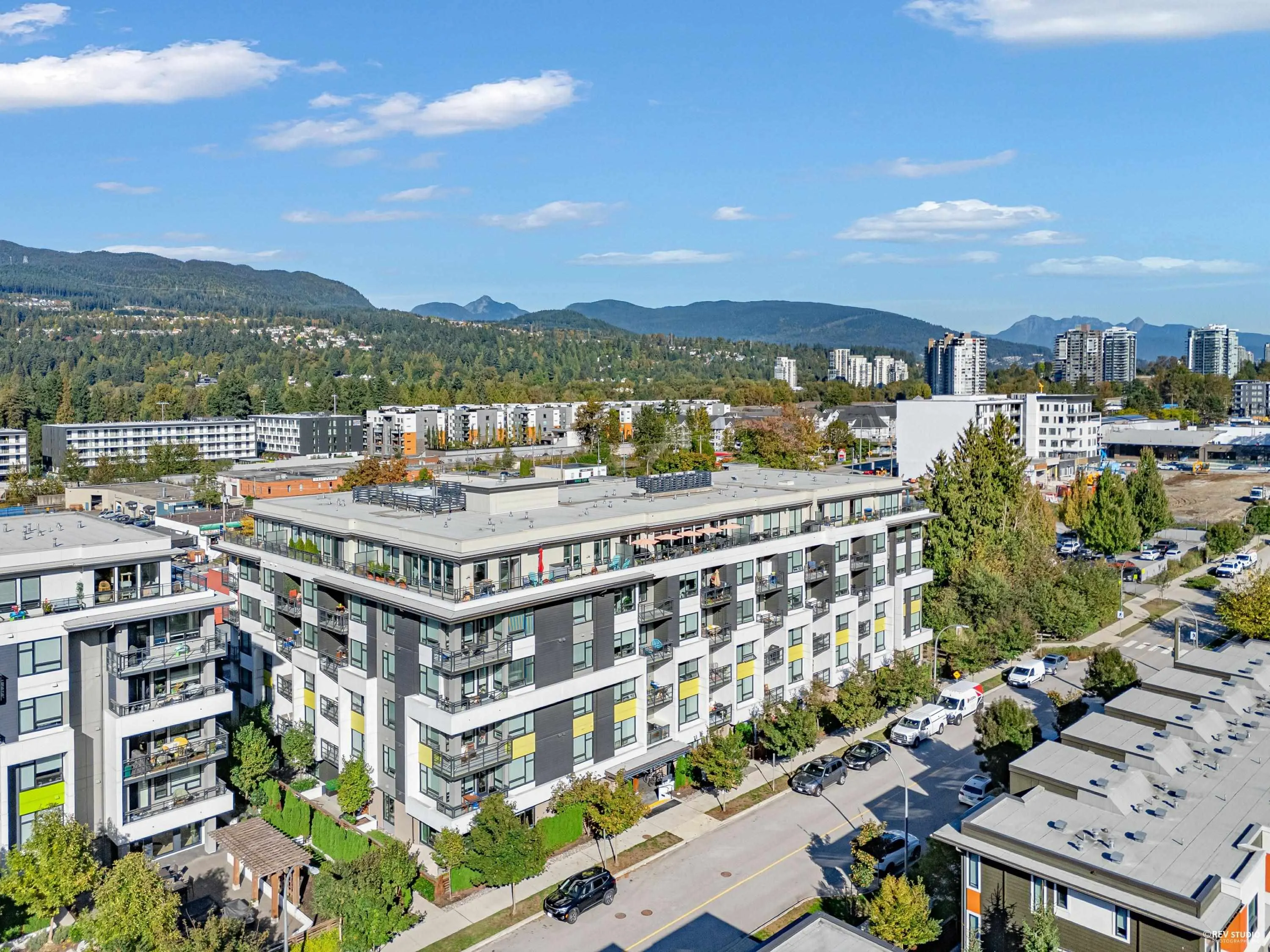 203 3038 St George Street