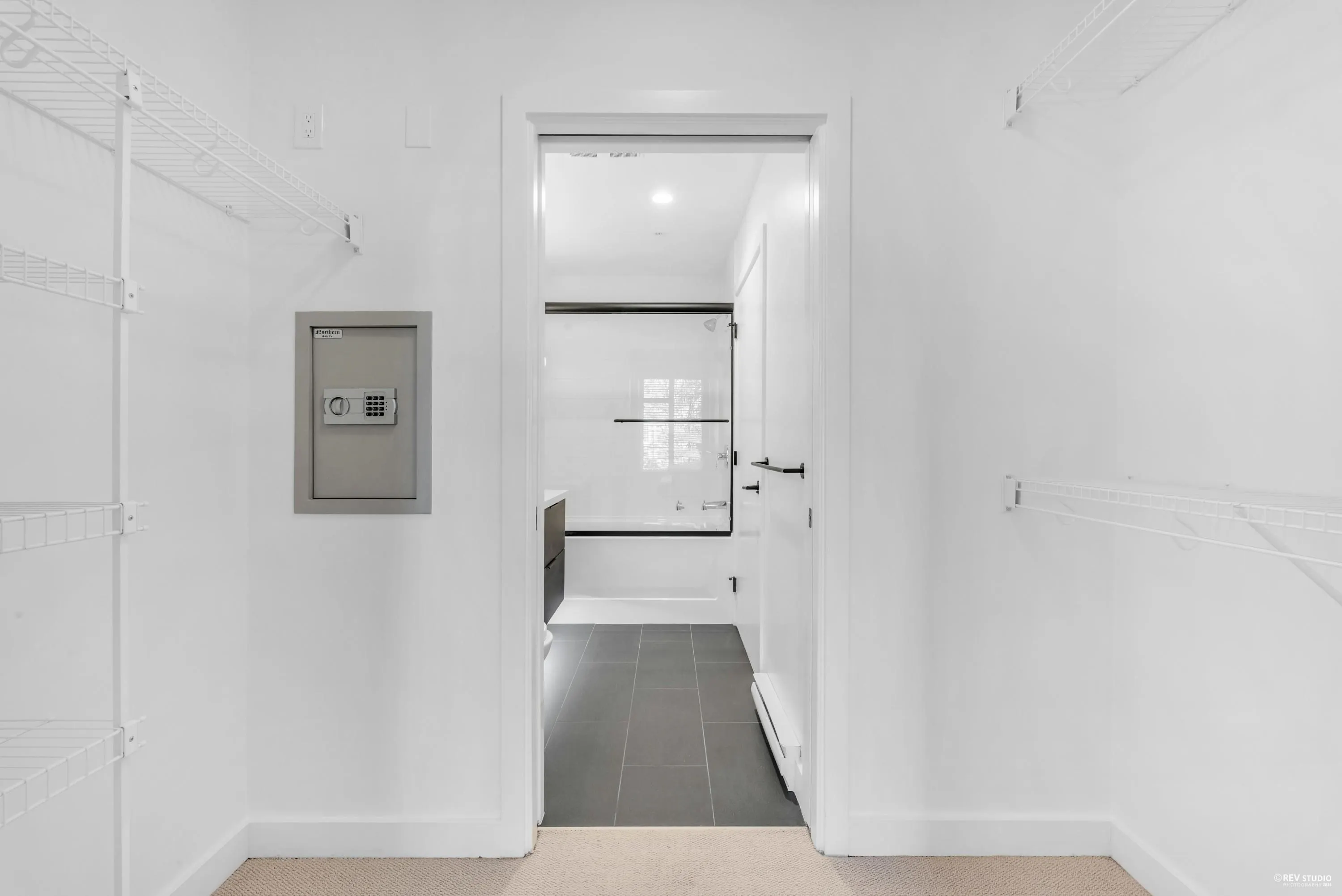 203 3038 St George Street