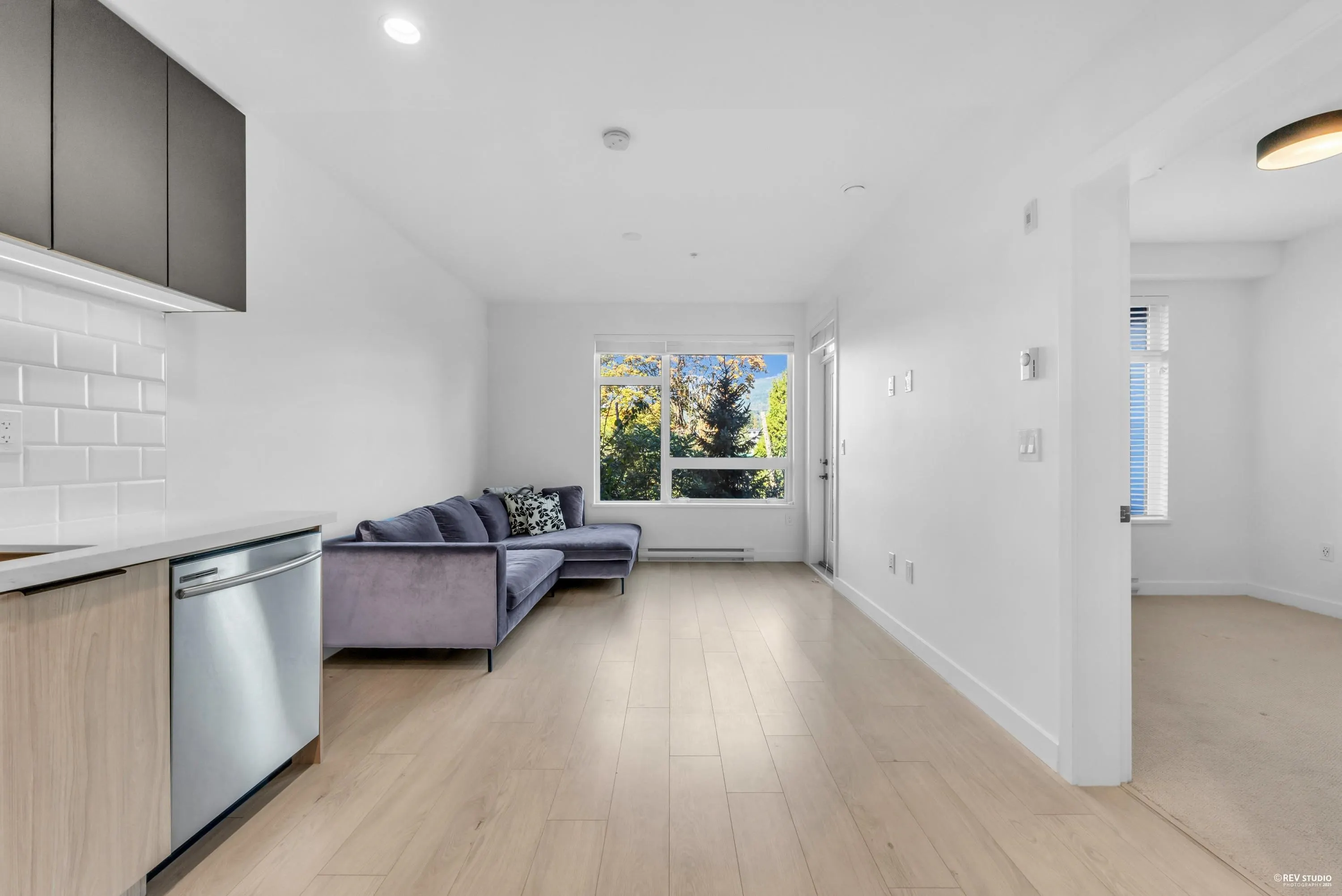 203 3038 St George Street