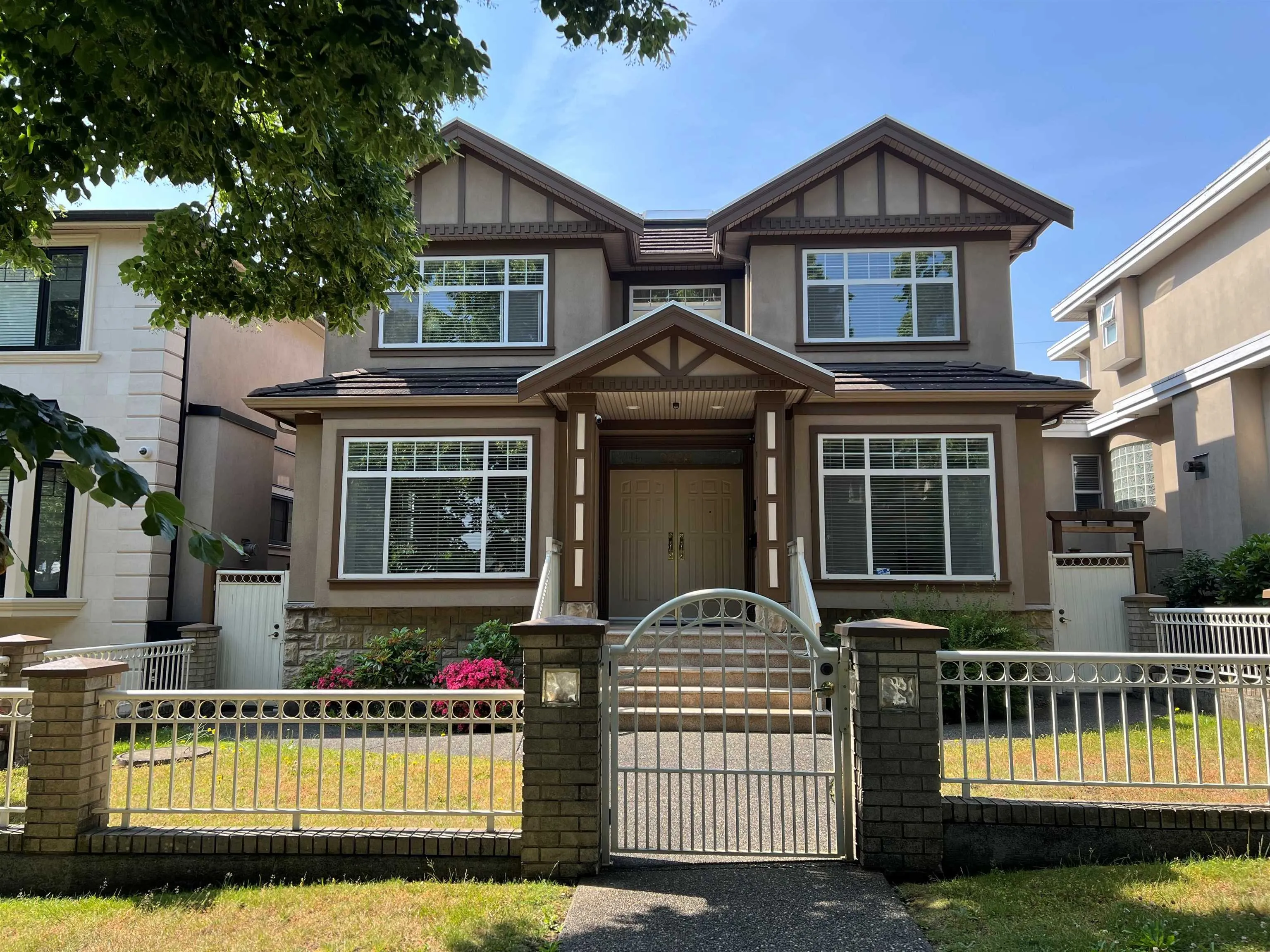 2338 Upland Drive