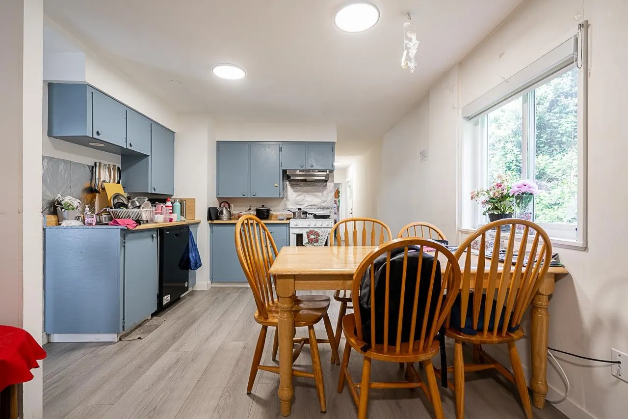 4871 Marine Drive