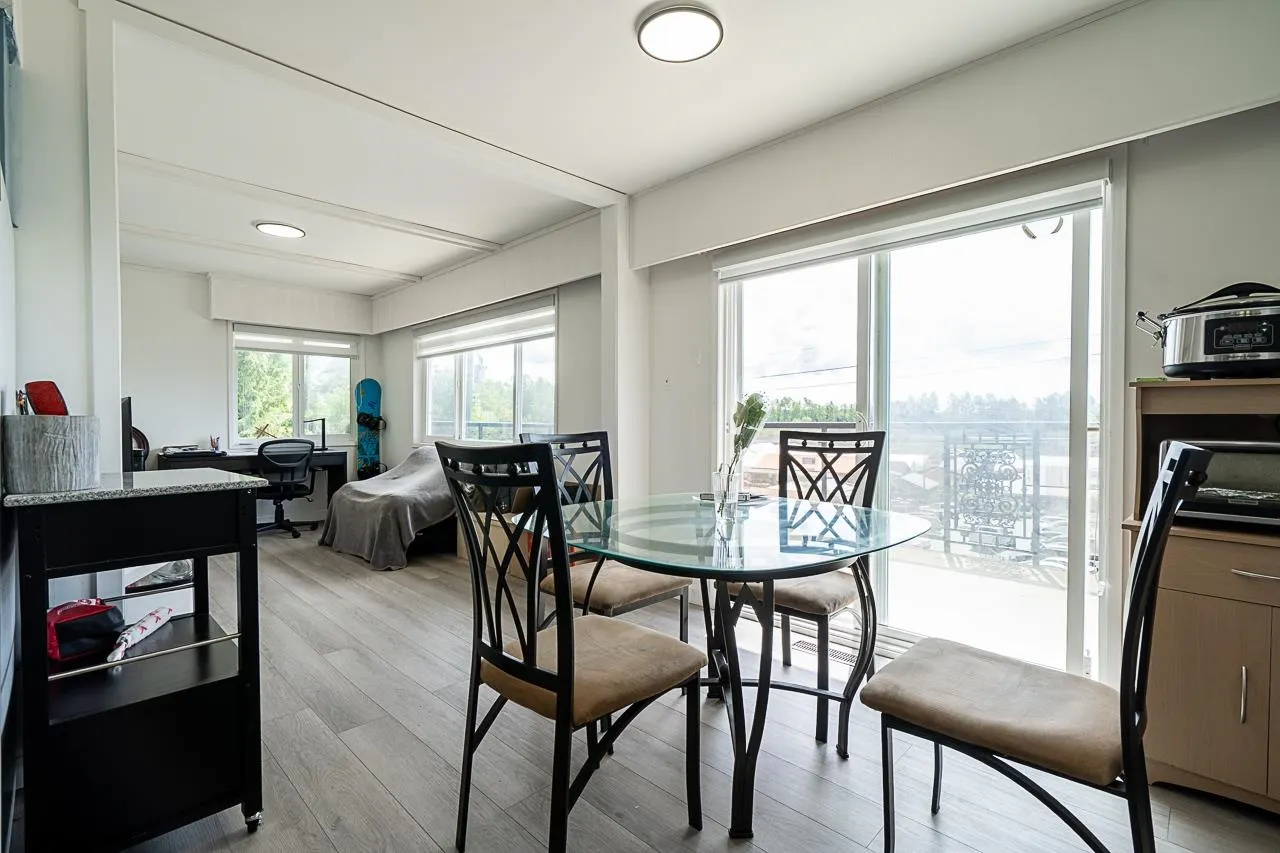 4871 Marine Drive