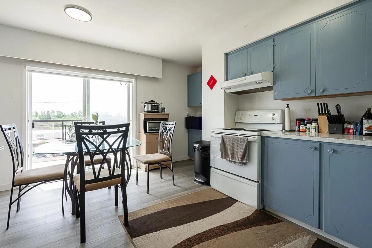4871 Marine Drive