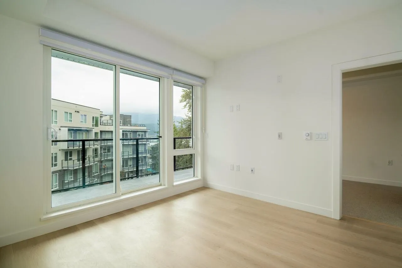 301 2002 St. George Street