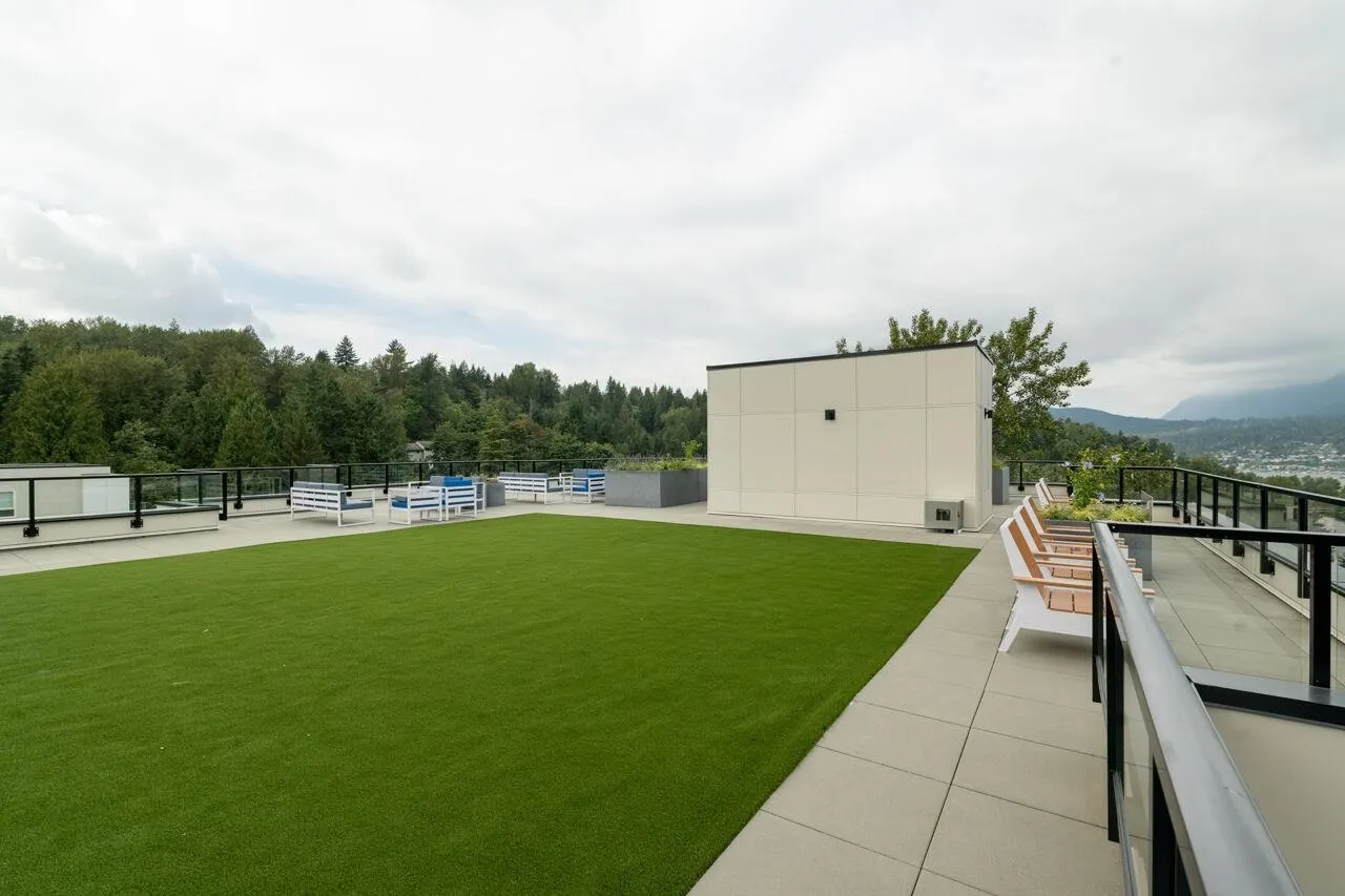 301 2002 St. George Street