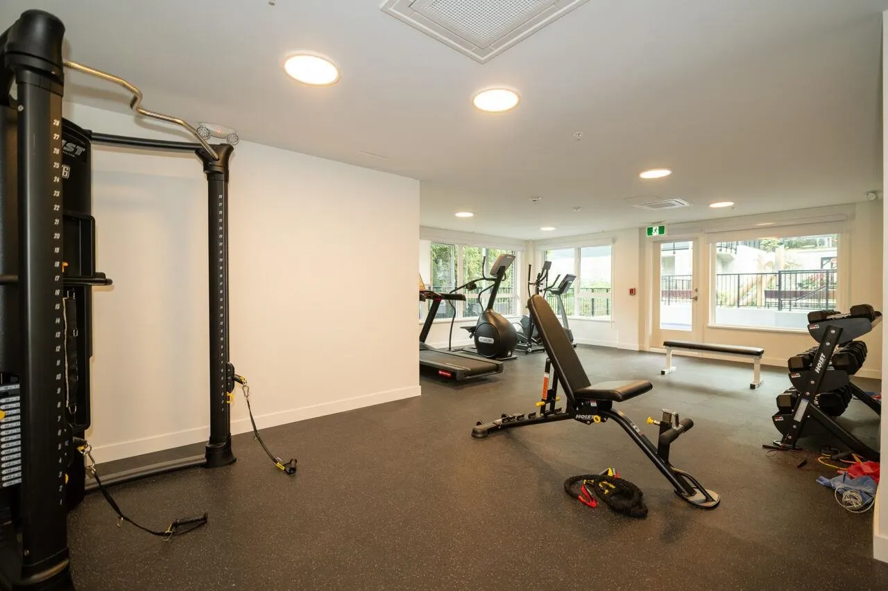 301 2002 St. George Street