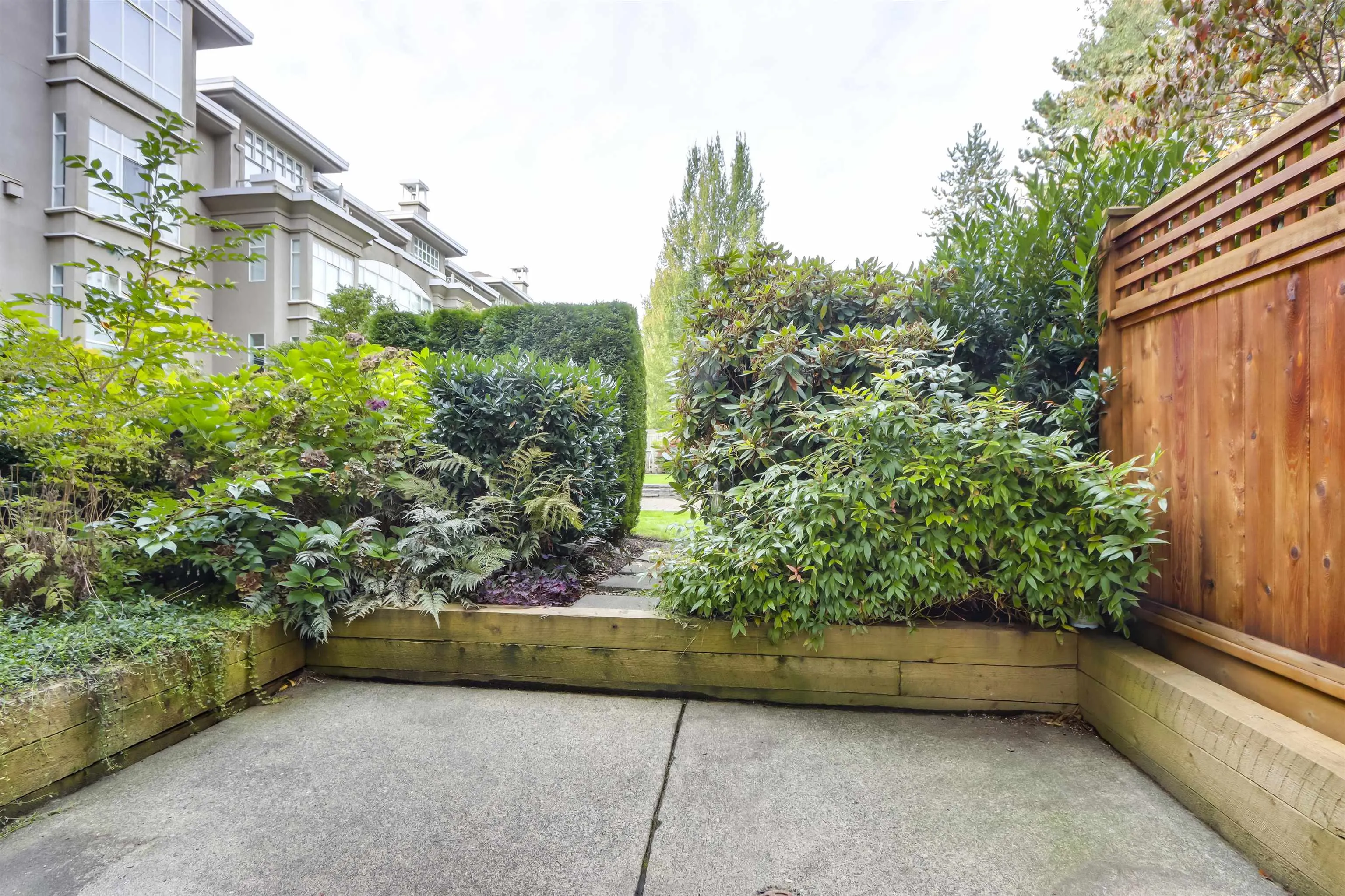 104 630 Roche Point Drive