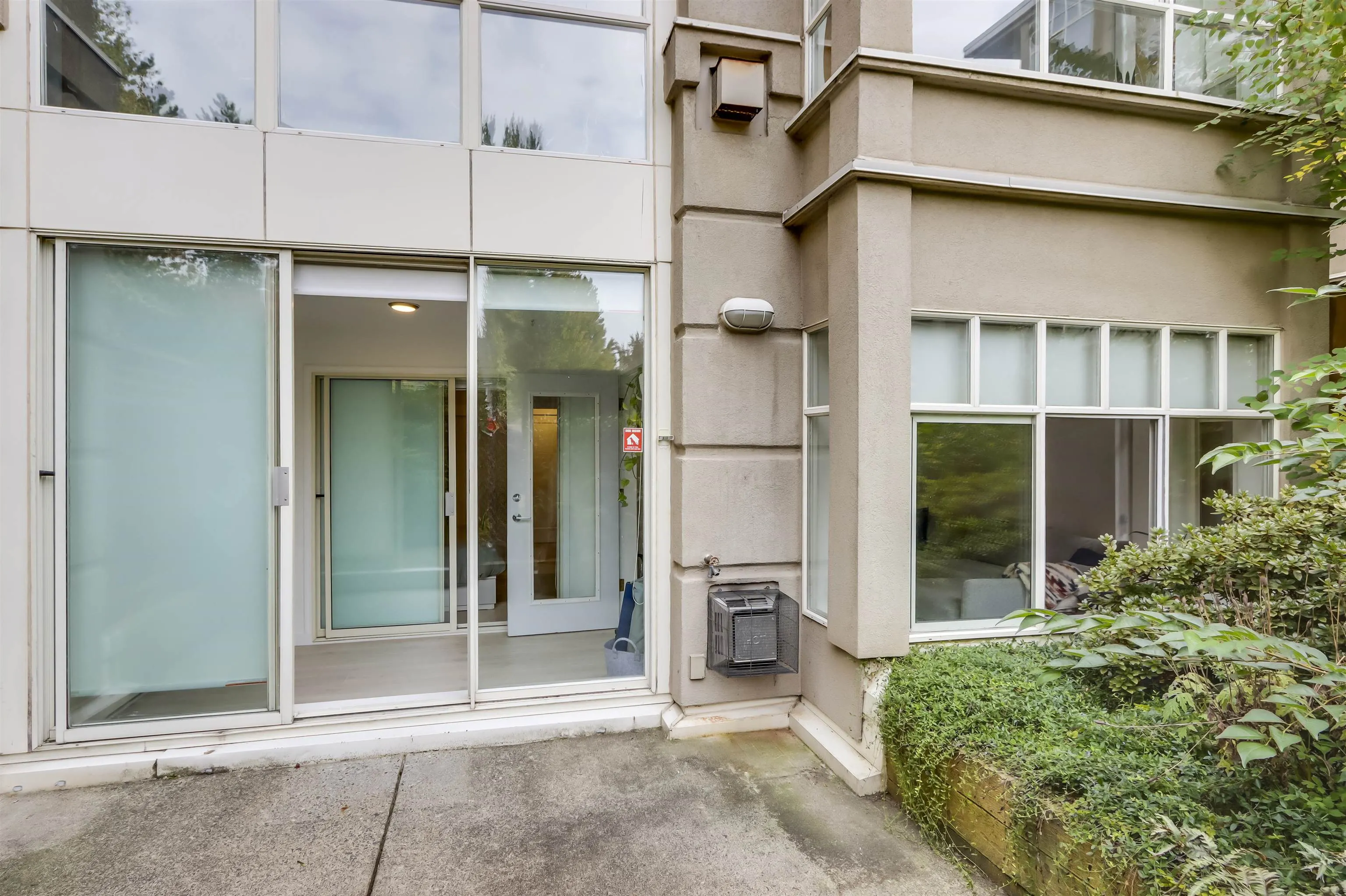 104 630 Roche Point Drive