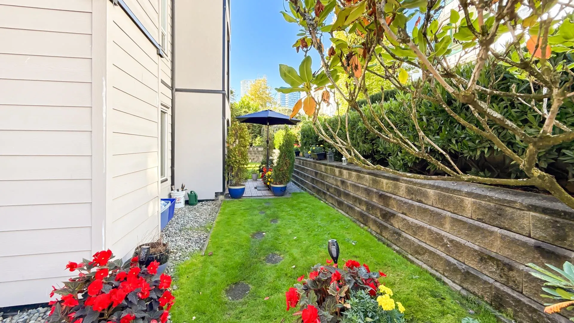 109 1533 Best Street