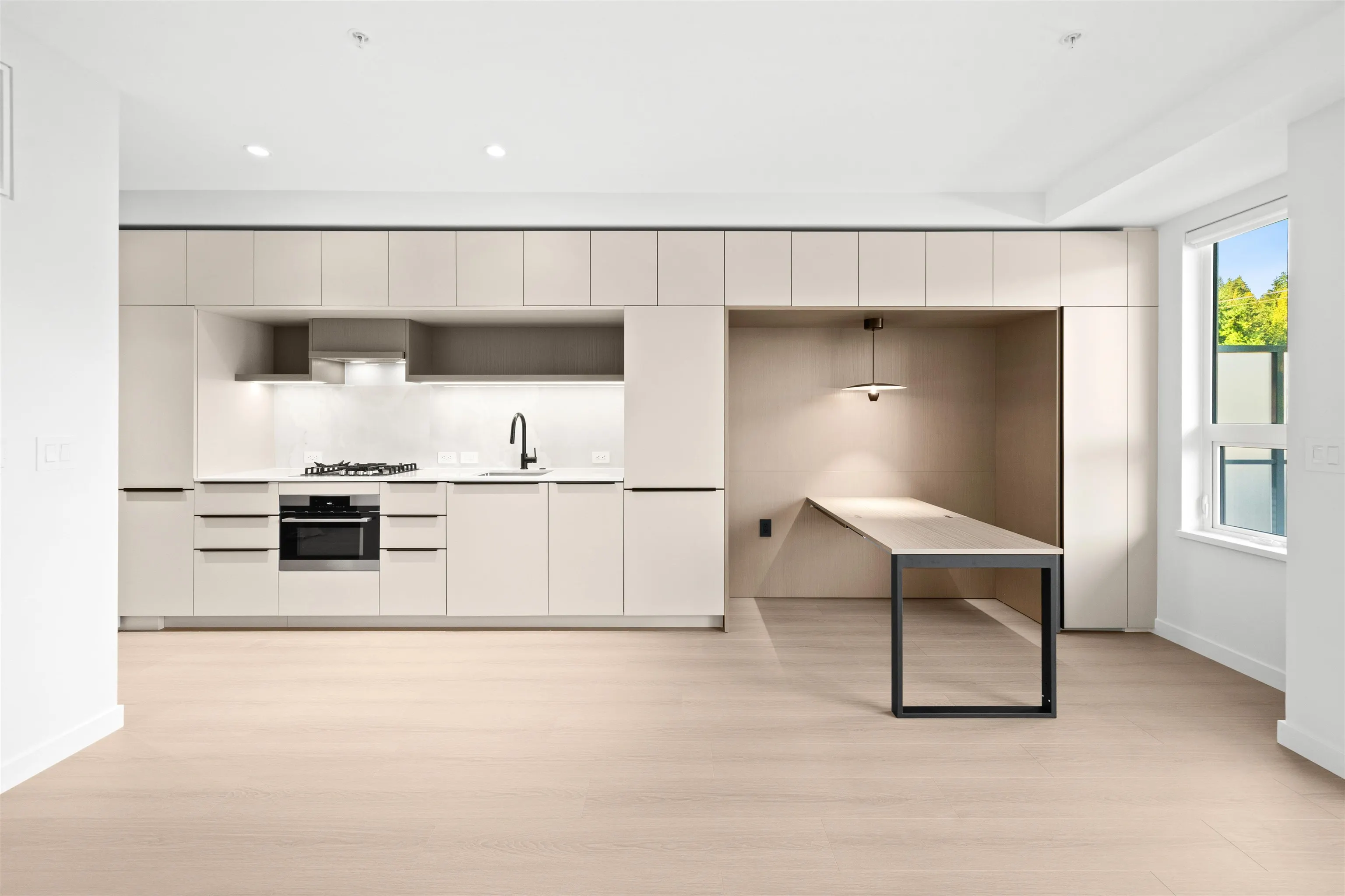 212 2015 St. Johns Street