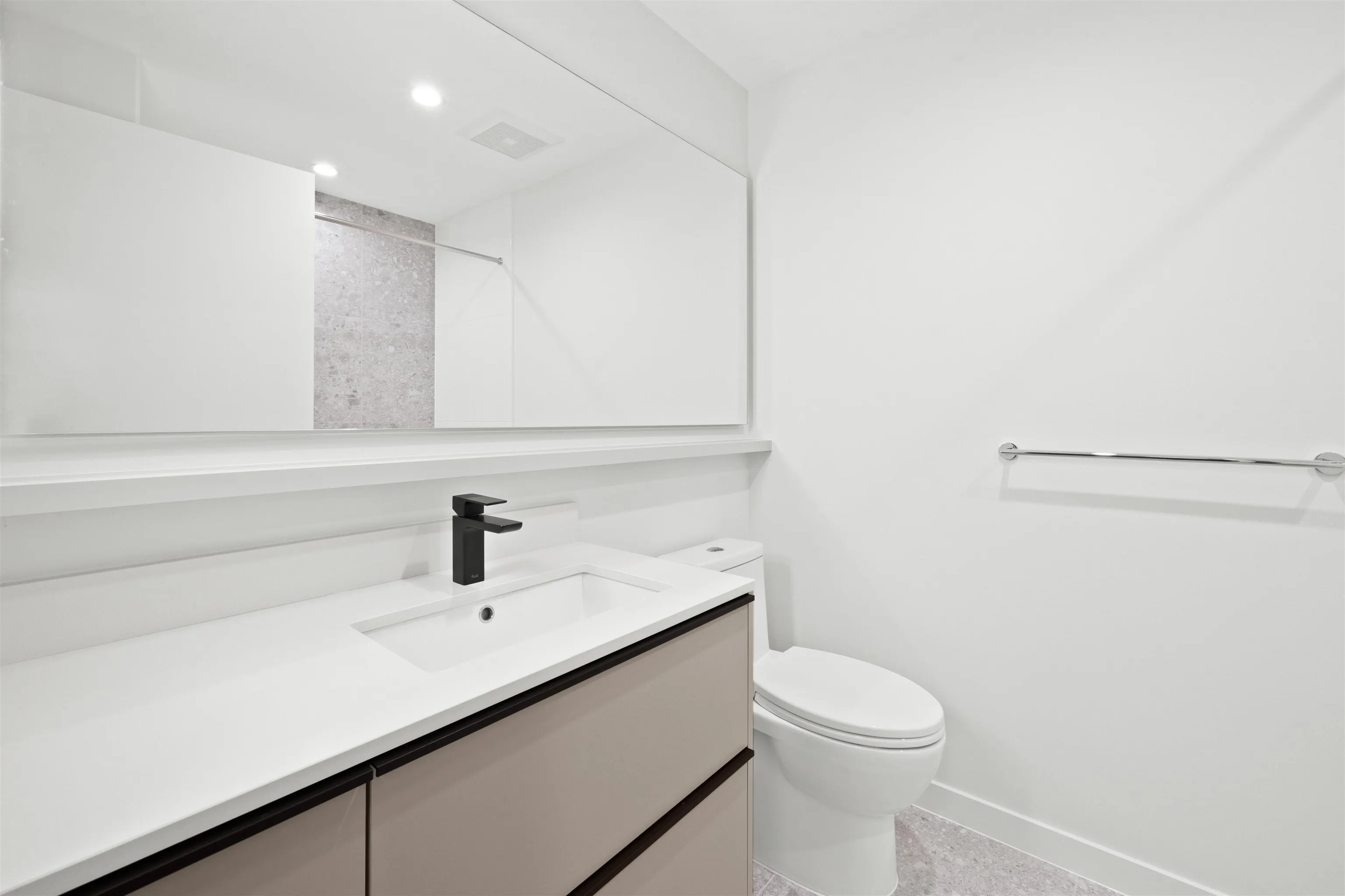 212 2015 St. Johns Street