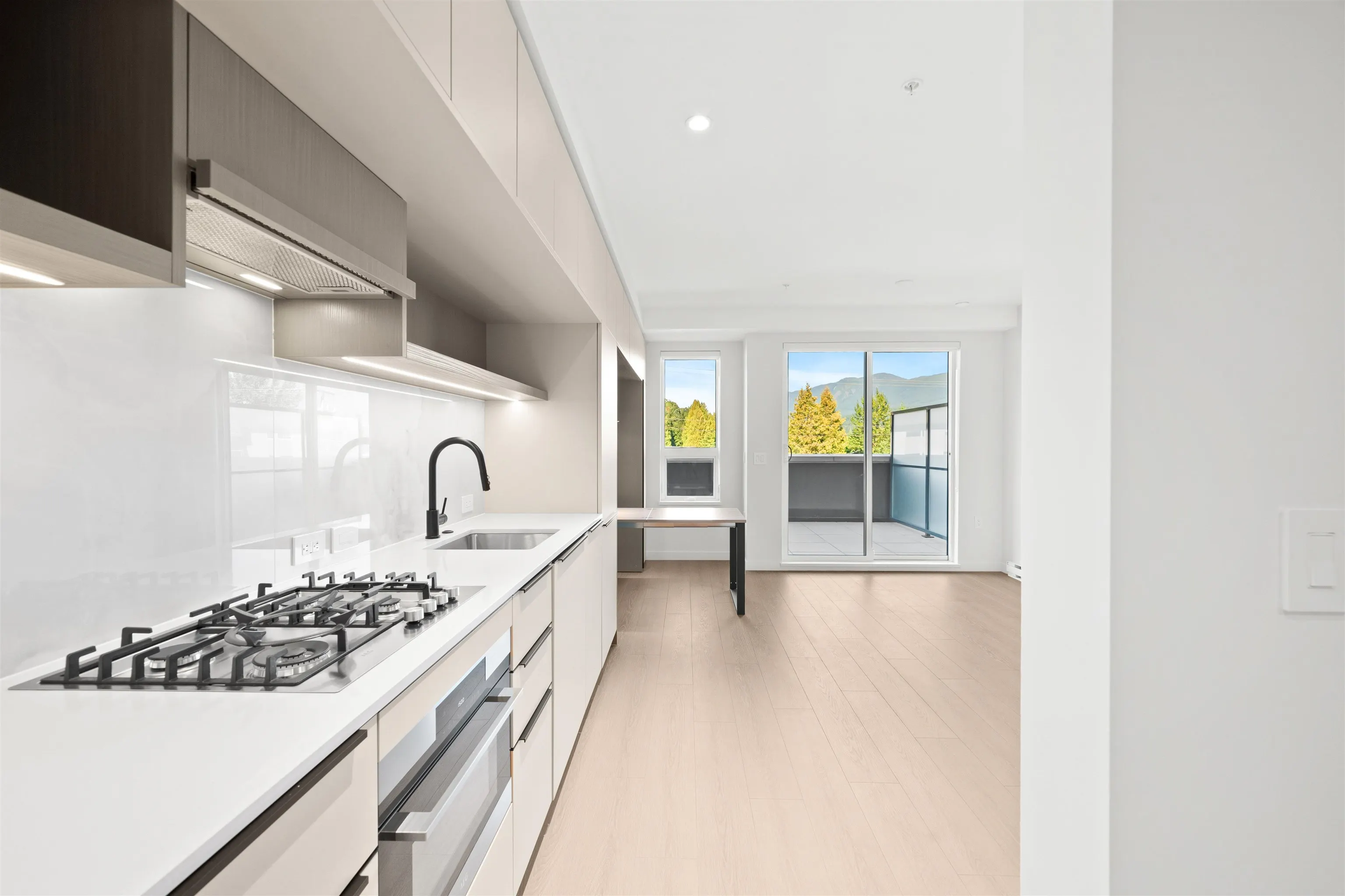 212 2015 St. Johns Street